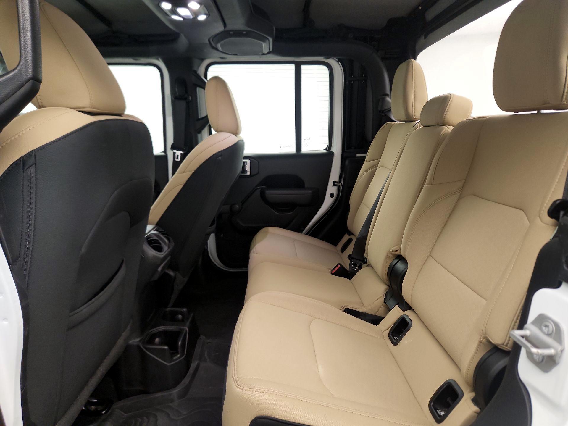 Thumbnail: 2022 Jeep Gladiator - 18