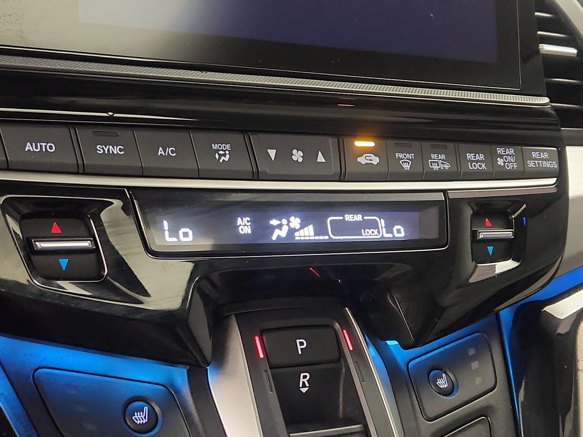 Thumbnail: 2025 Honda Odyssey - 16