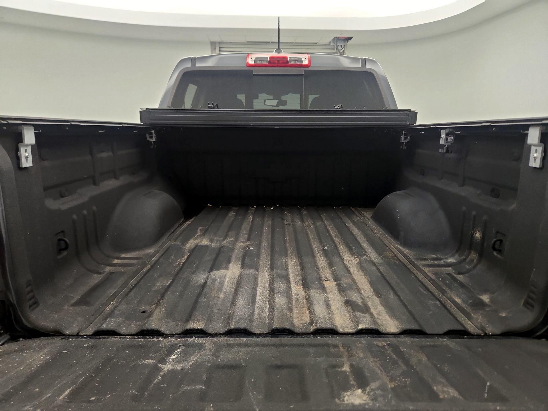 Thumbnail: 2016 Chevrolet Colorado - 20