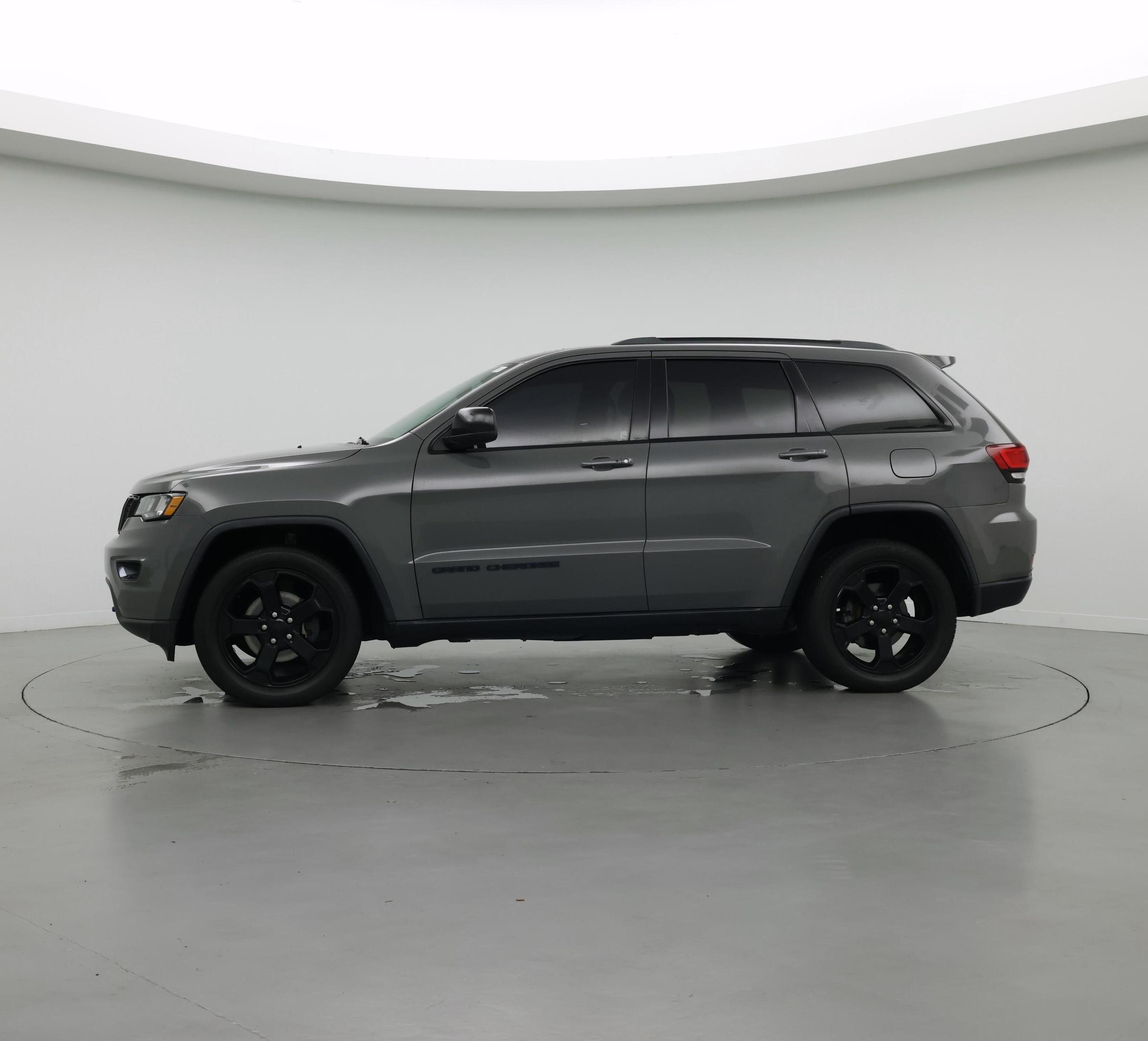 Thumbnail: 2019 Jeep Grand Cherokee - 3