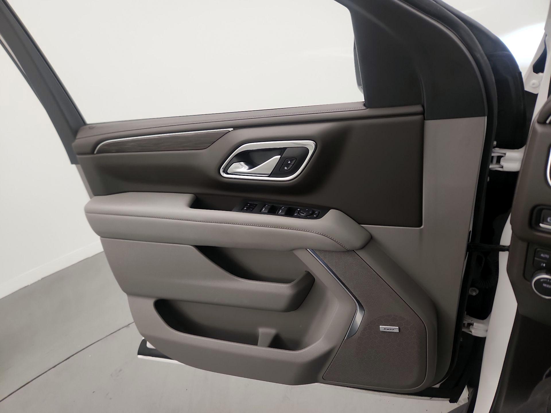 Thumbnail: 2023 Chevrolet Tahoe - 12