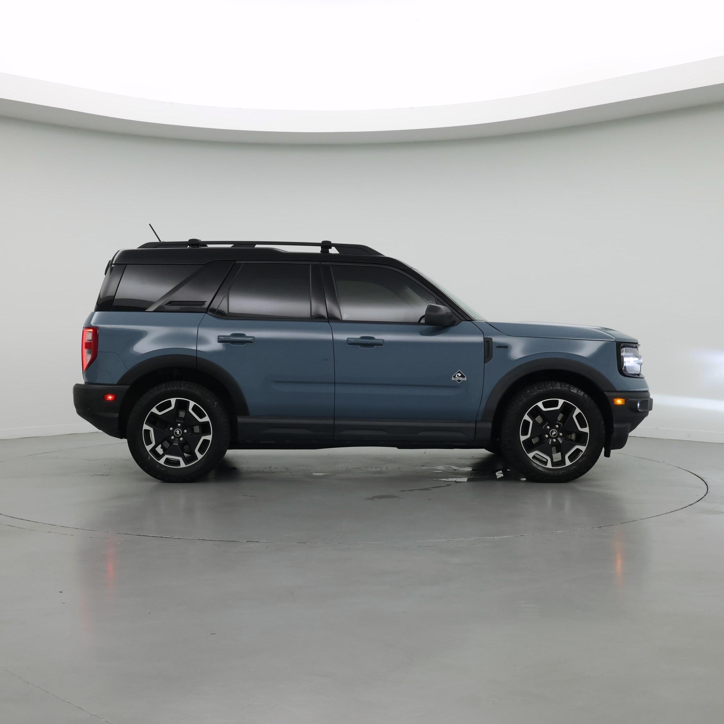 Thumbnail: 2021 Ford Bronco Sport - 7