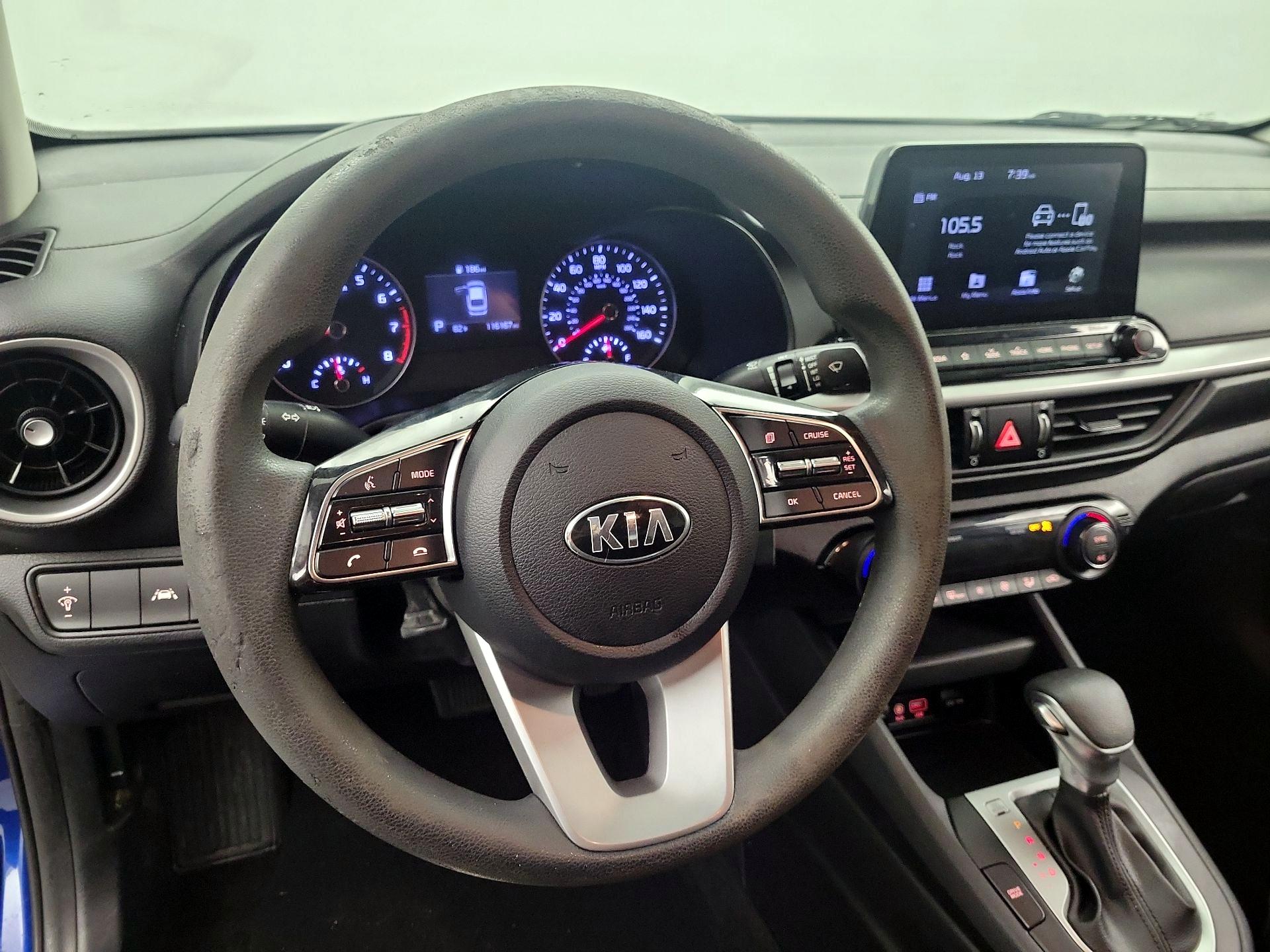 Thumbnail: 2019 Kia Forte - 9