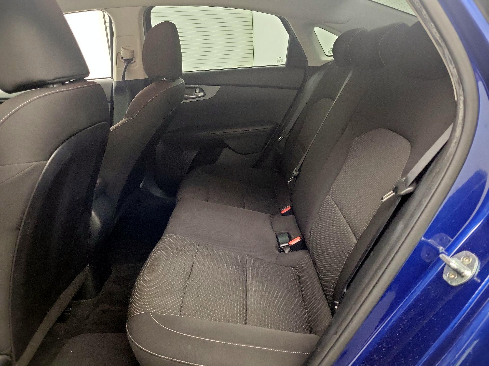 Thumbnail: 2019 Kia Forte - 18