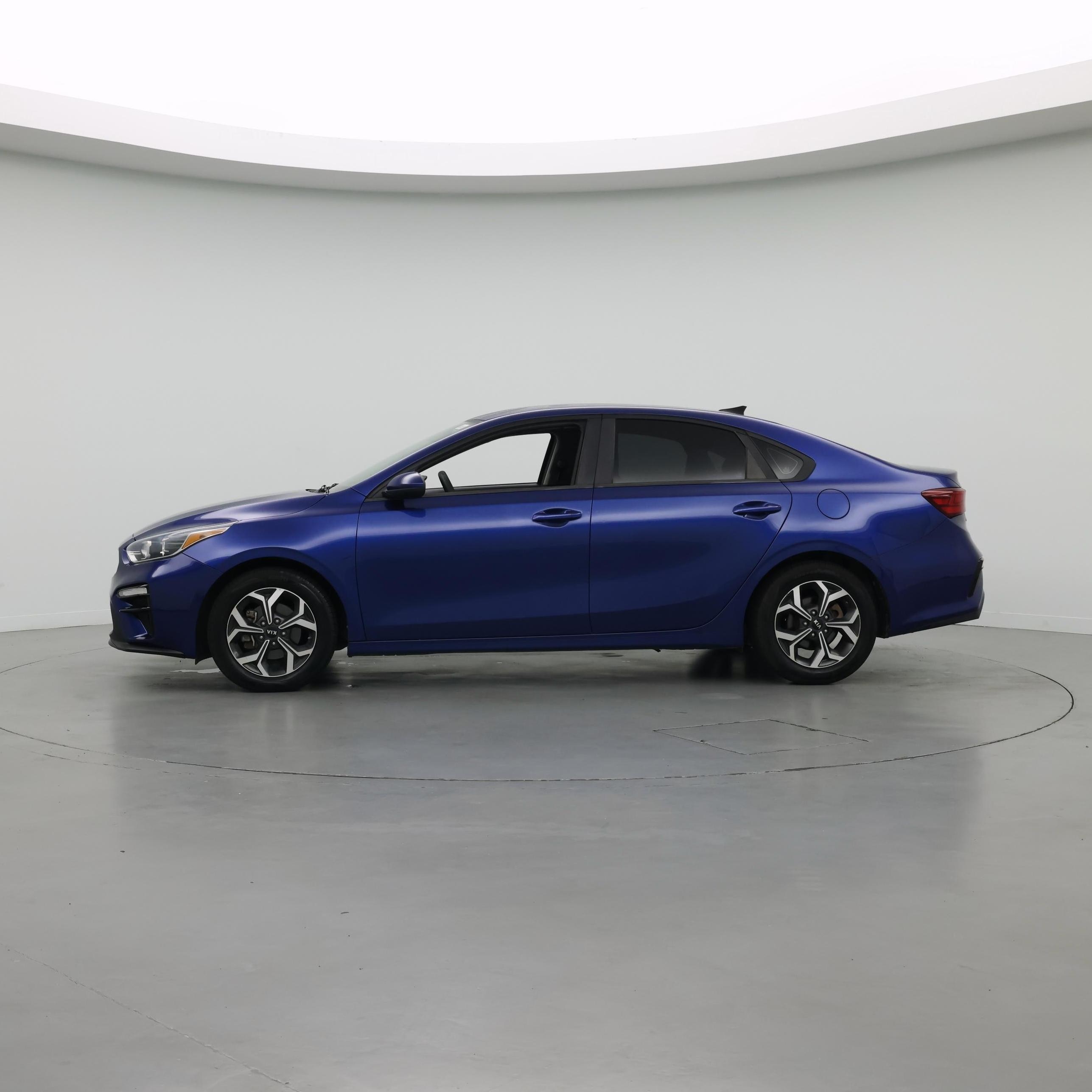 Thumbnail: 2019 Kia Forte - 3