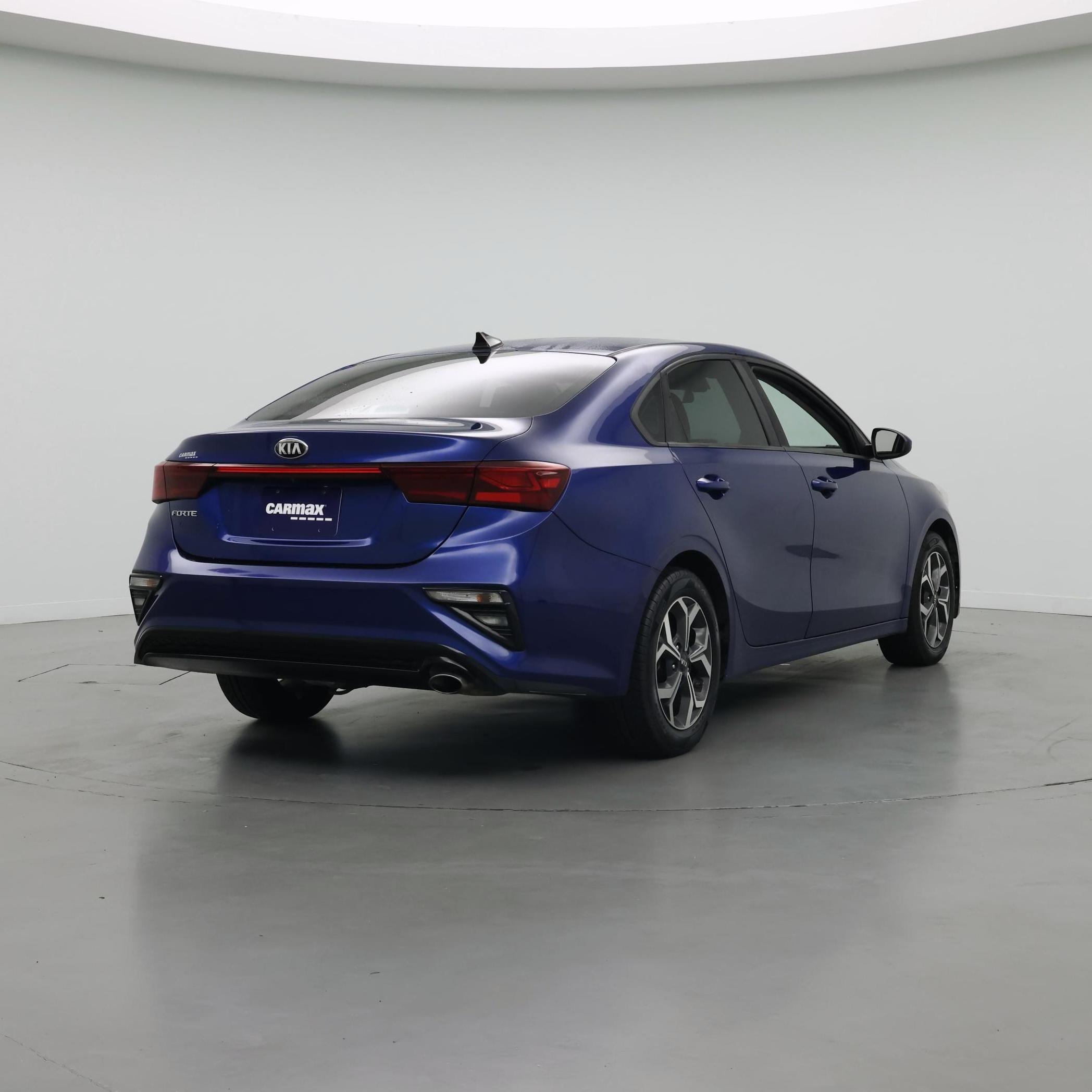 Thumbnail: 2019 Kia Forte - 8