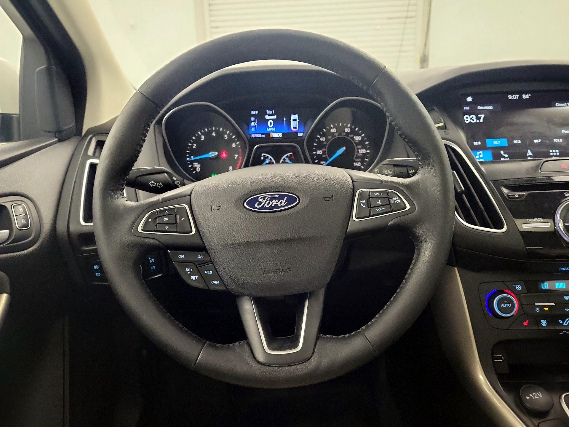 Thumbnail: 2018 Ford Focus - 10