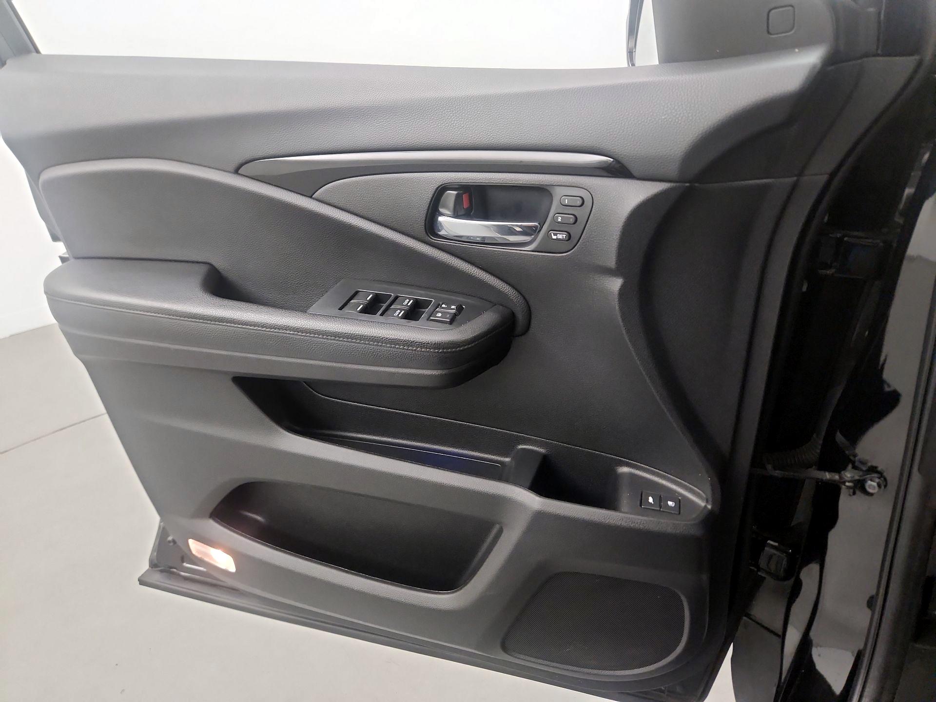 Thumbnail: 2022 Honda Pilot - 12