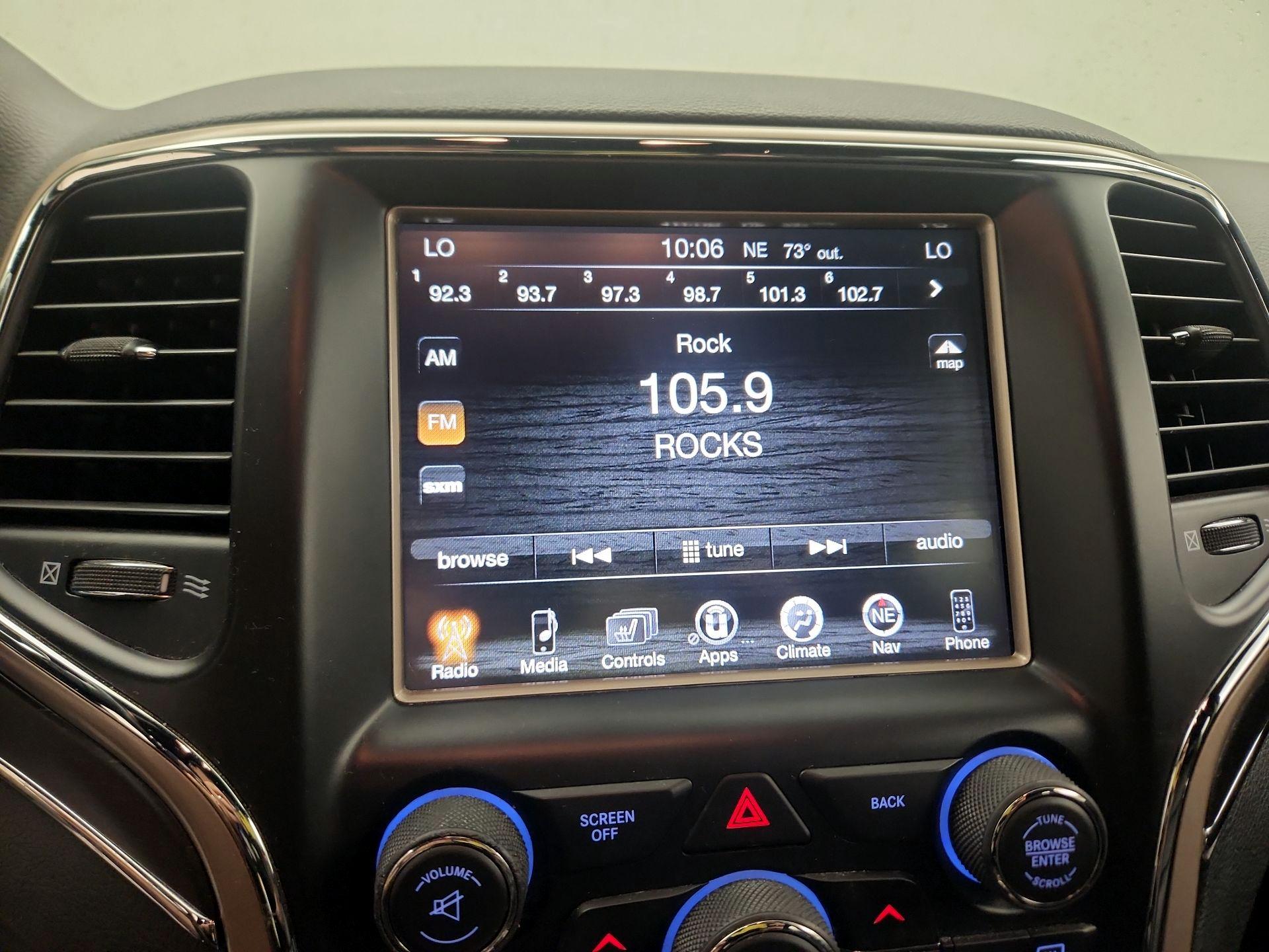 Thumbnail: 2016 Jeep Grand Cherokee - 16