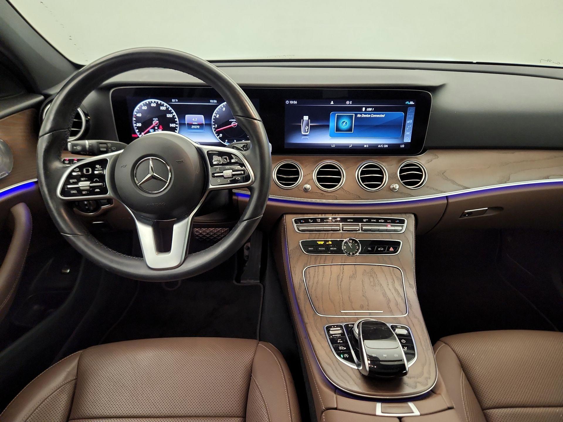 Thumbnail: 2019 Mercedes-Benz E-Class - 9