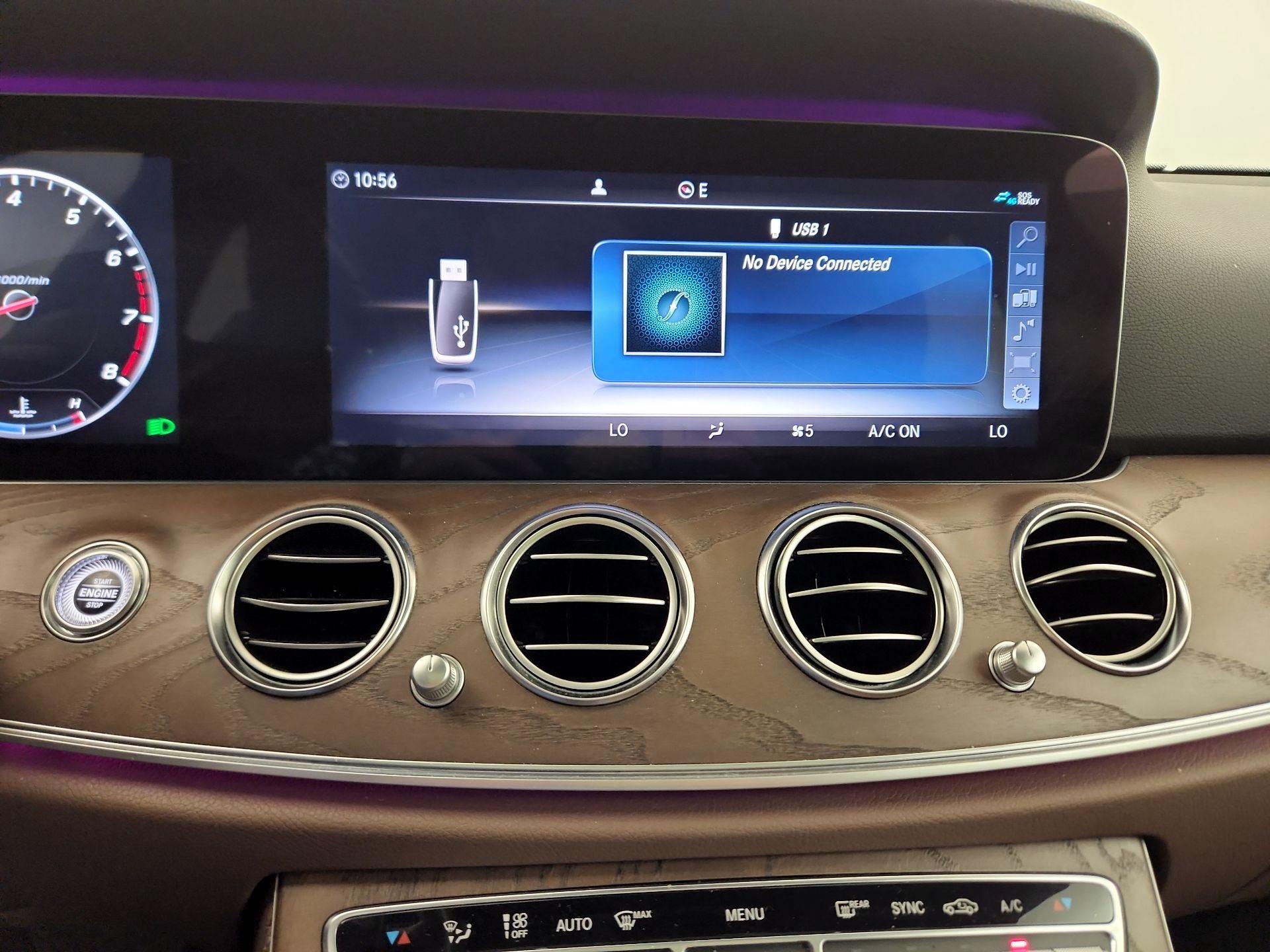 Thumbnail: 2019 Mercedes-Benz E-Class - 15