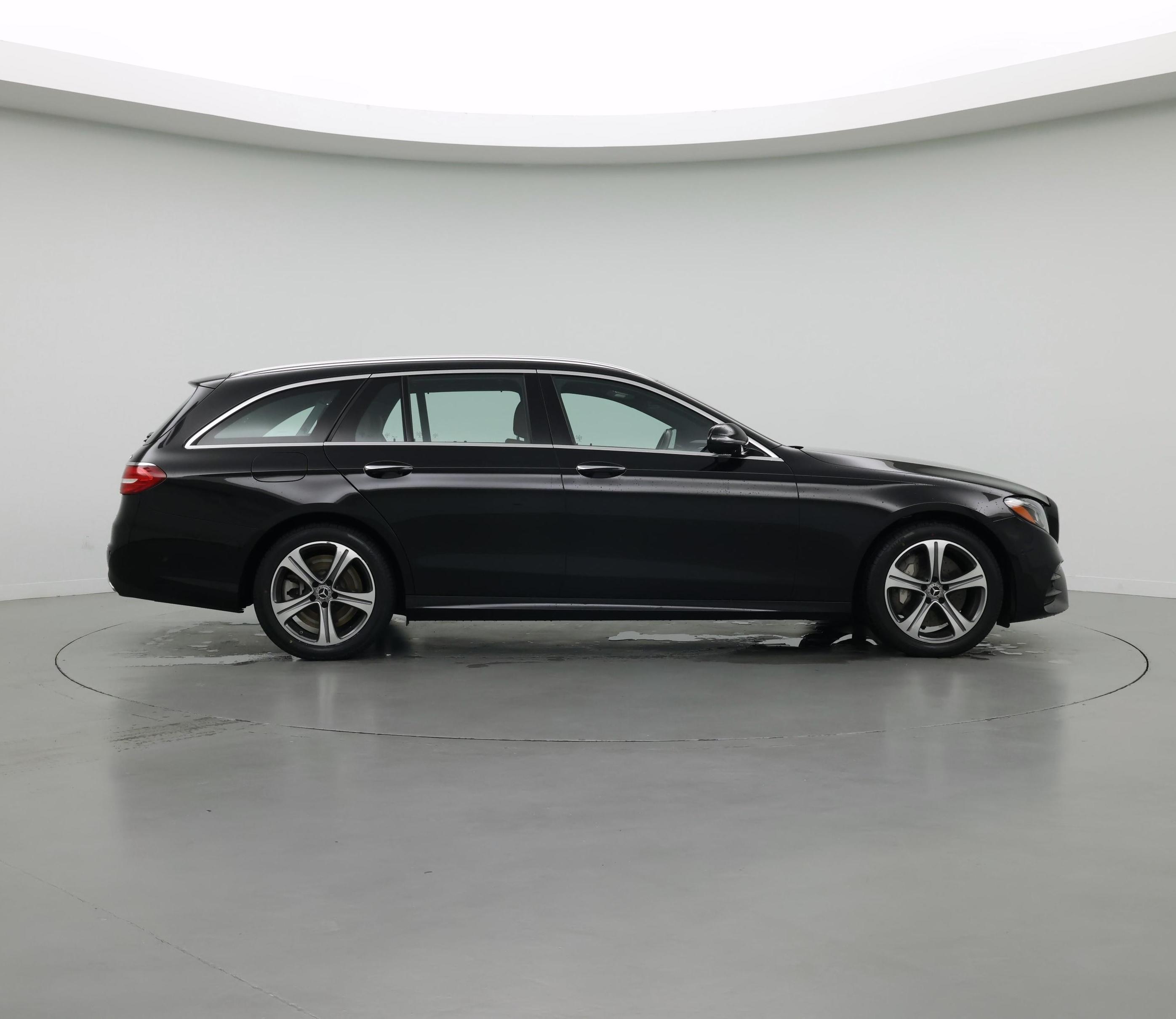 Thumbnail: 2019 Mercedes-Benz E-Class - 7