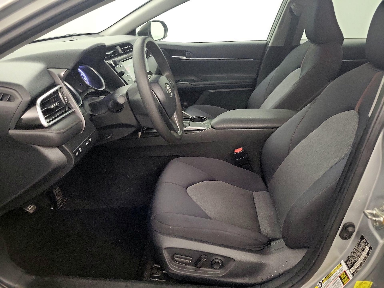 Power Seat(s) & Side Airbags