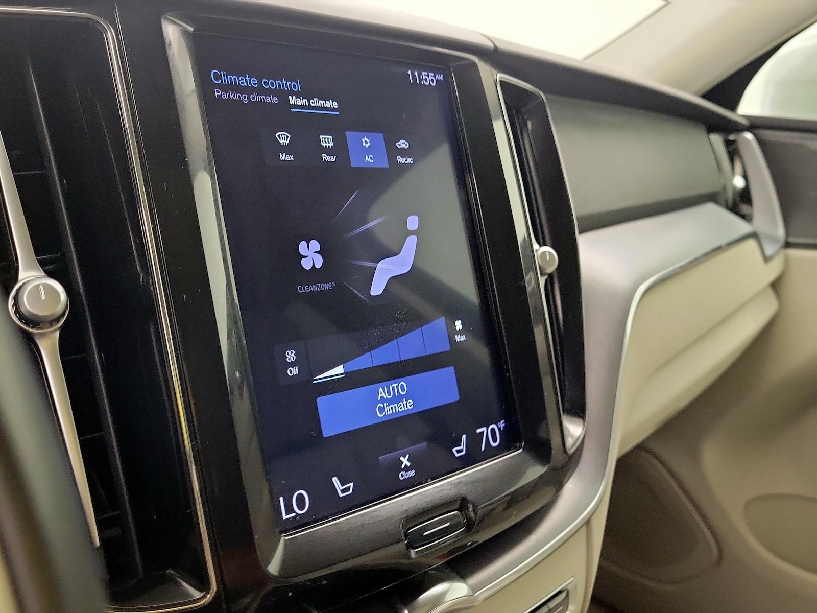2020 Volvo XC60 Momentum - Photo 18