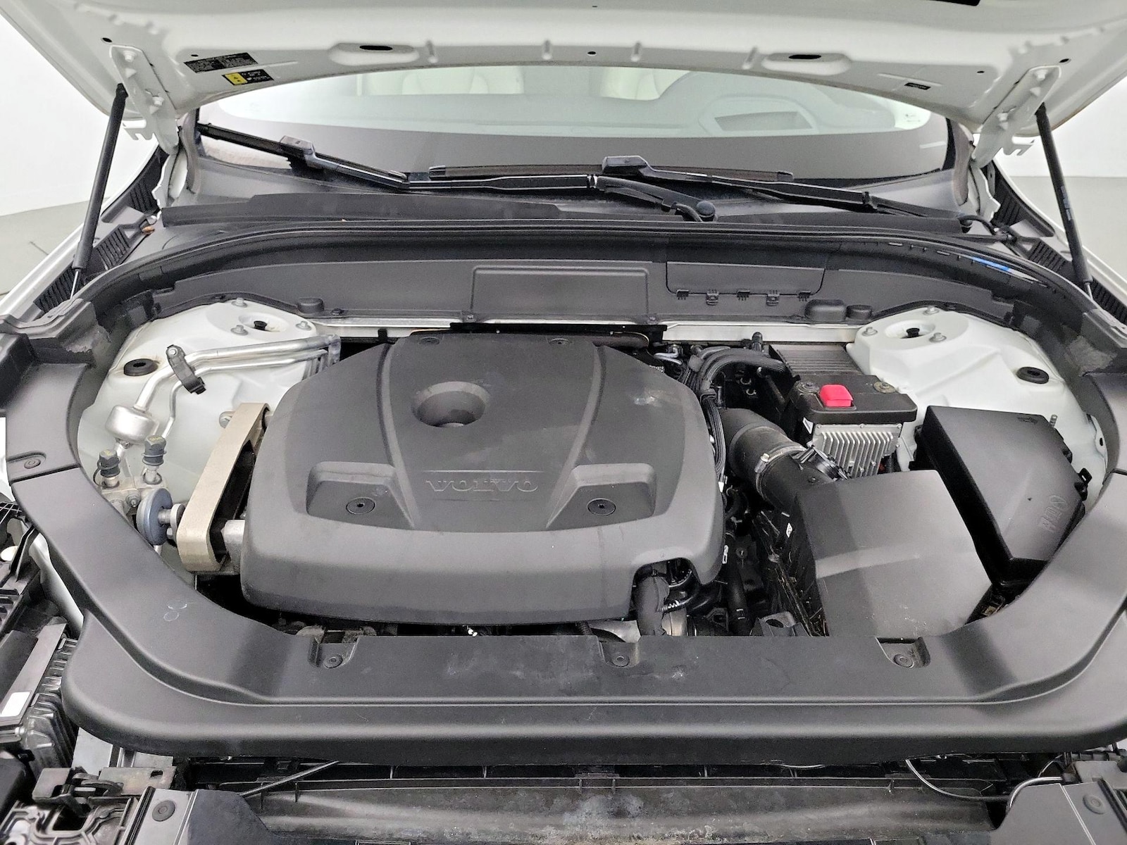 2020 Volvo XC60 Momentum - Photo 24