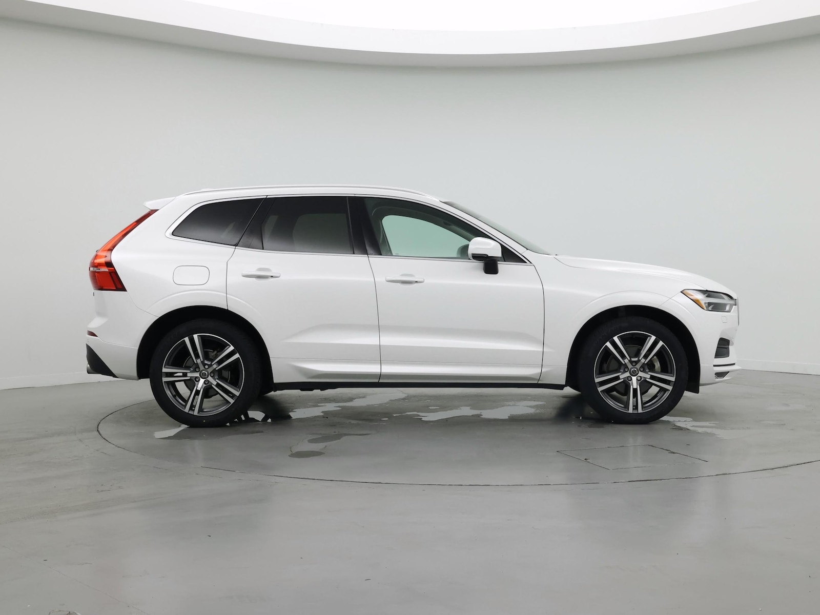 2020 Volvo XC60 Momentum - Photo 8