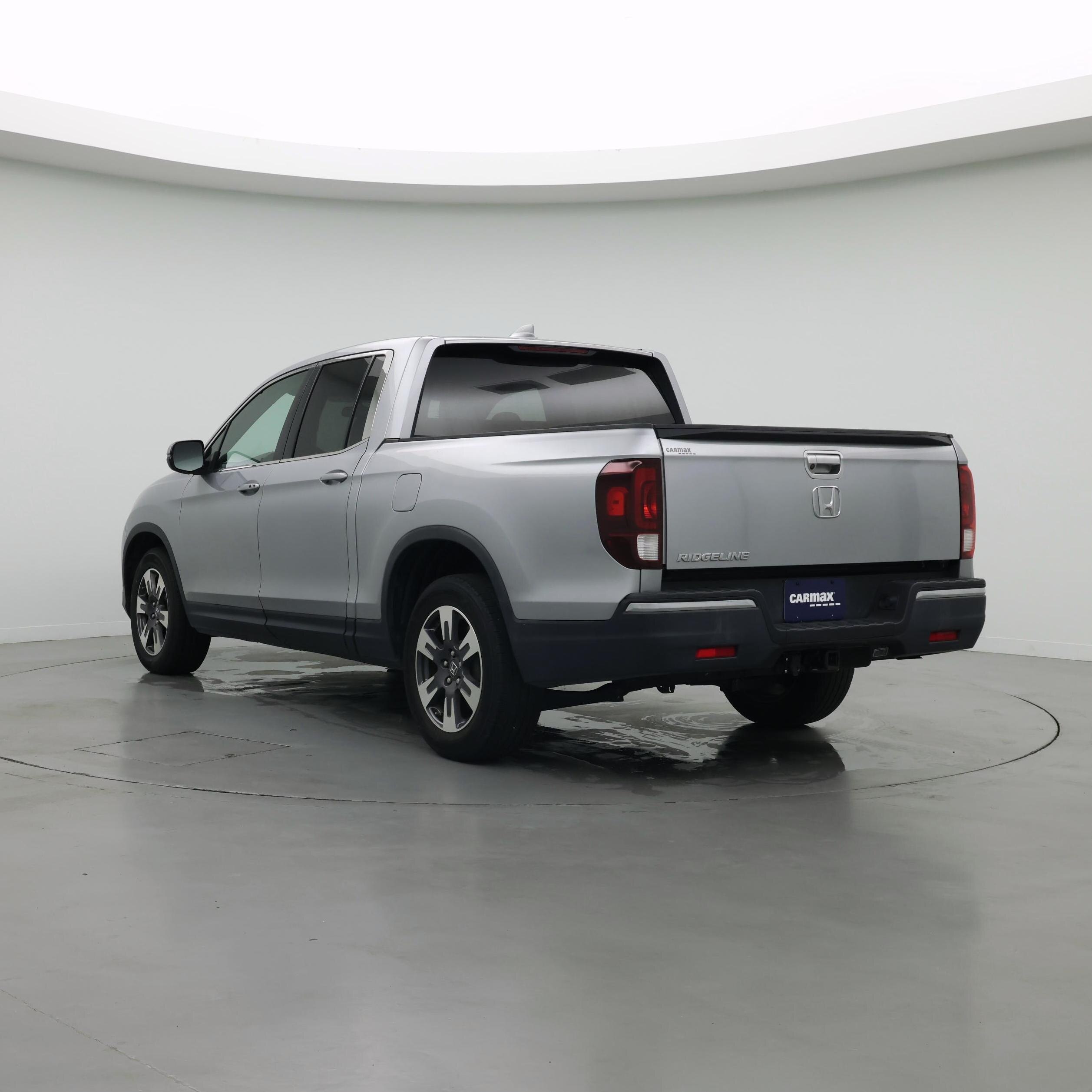 Thumbnail: 2017 Honda Ridgeline - 2
