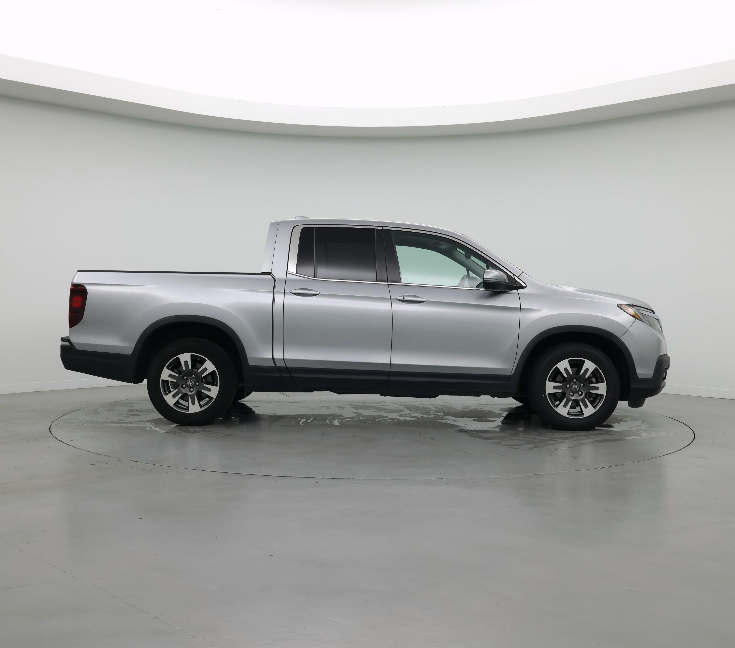 Thumbnail: 2017 Honda Ridgeline - 7