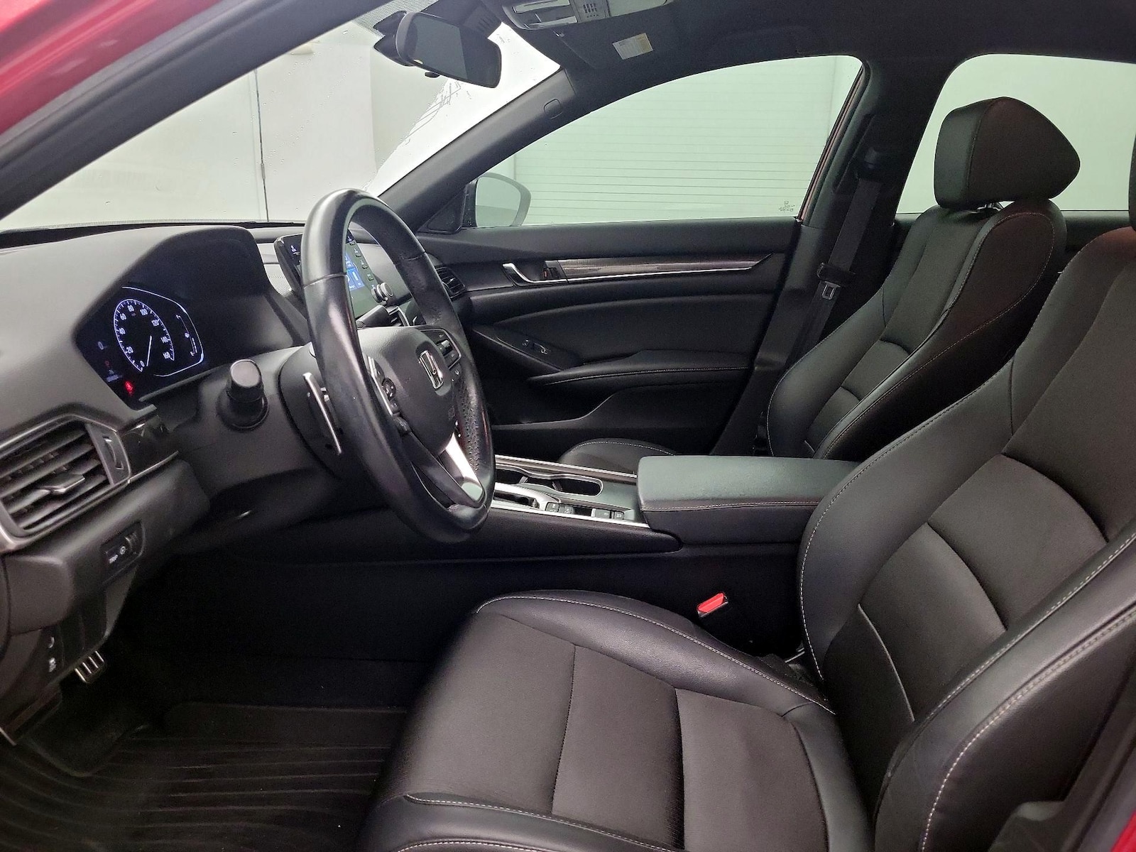 Power Seat(s) & Side Airbags