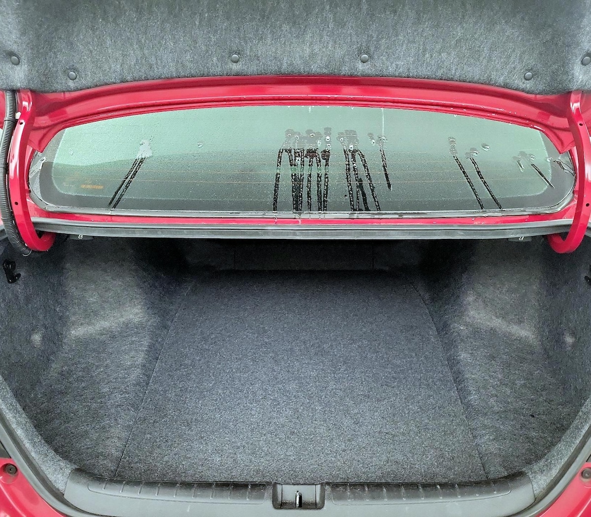 Trunk/Cargo (Seats Up)