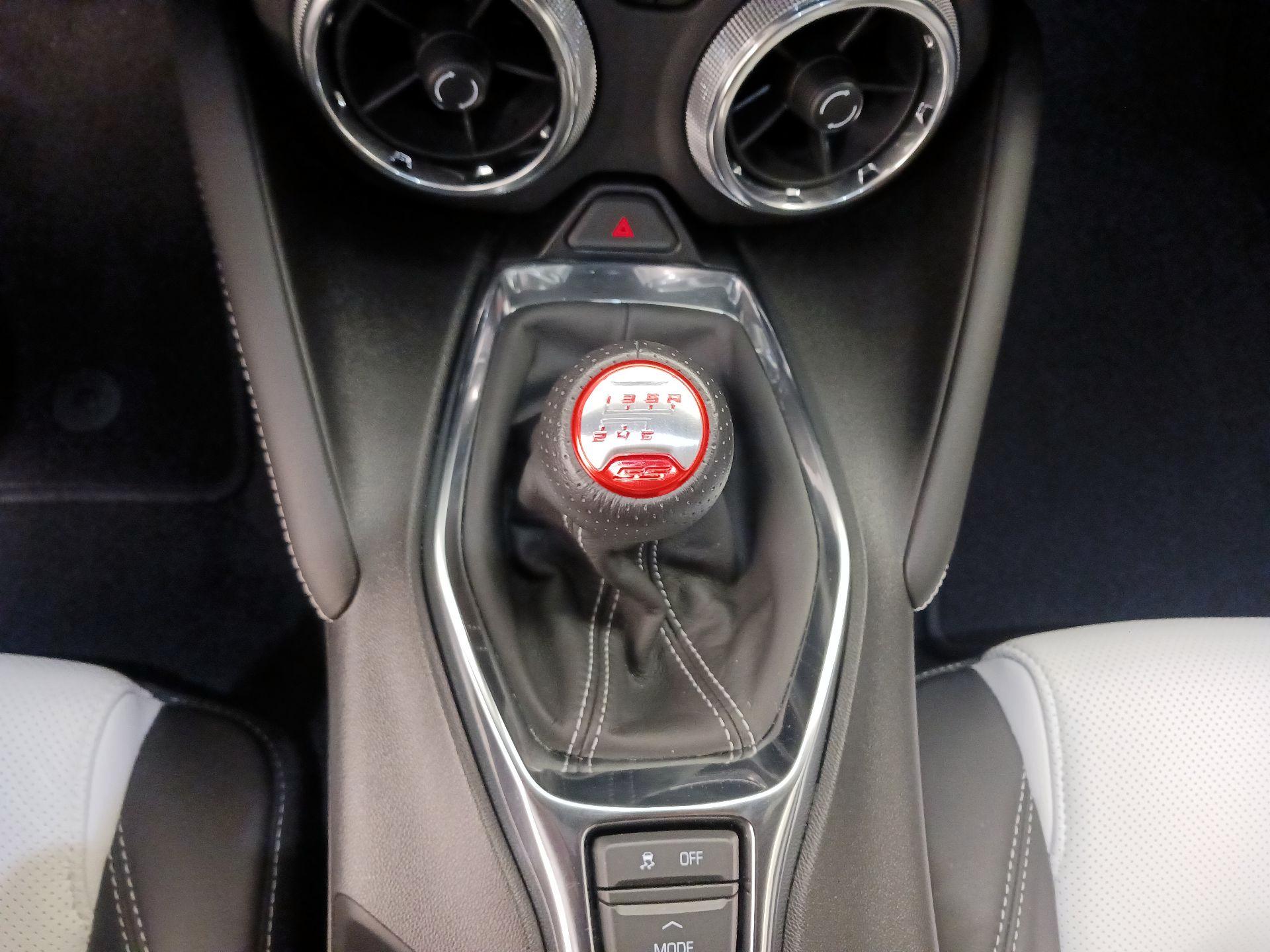 Thumbnail: 2021 Chevrolet Camaro - 17