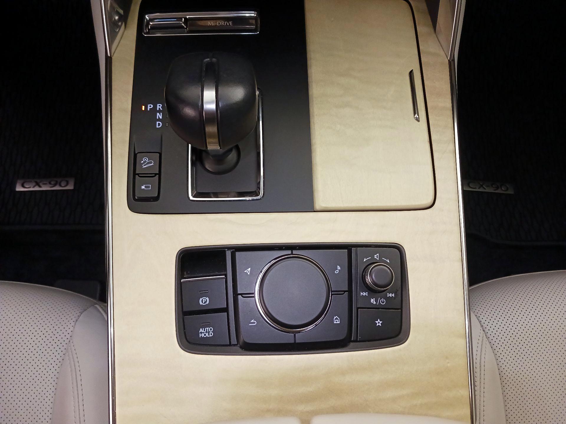 Thumbnail: 2024 Mazda CX-90 - 18