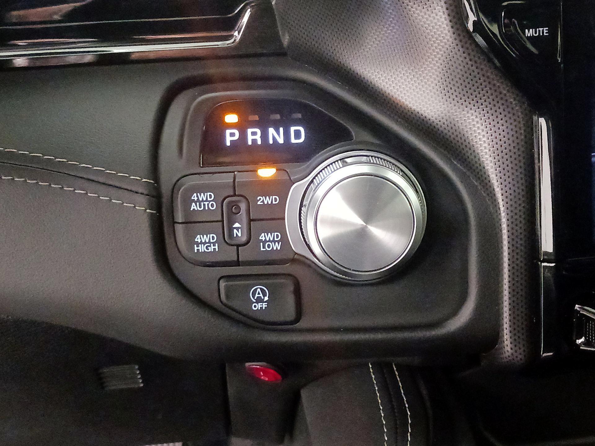 Thumbnail: 2025 RAM 1500 - 17