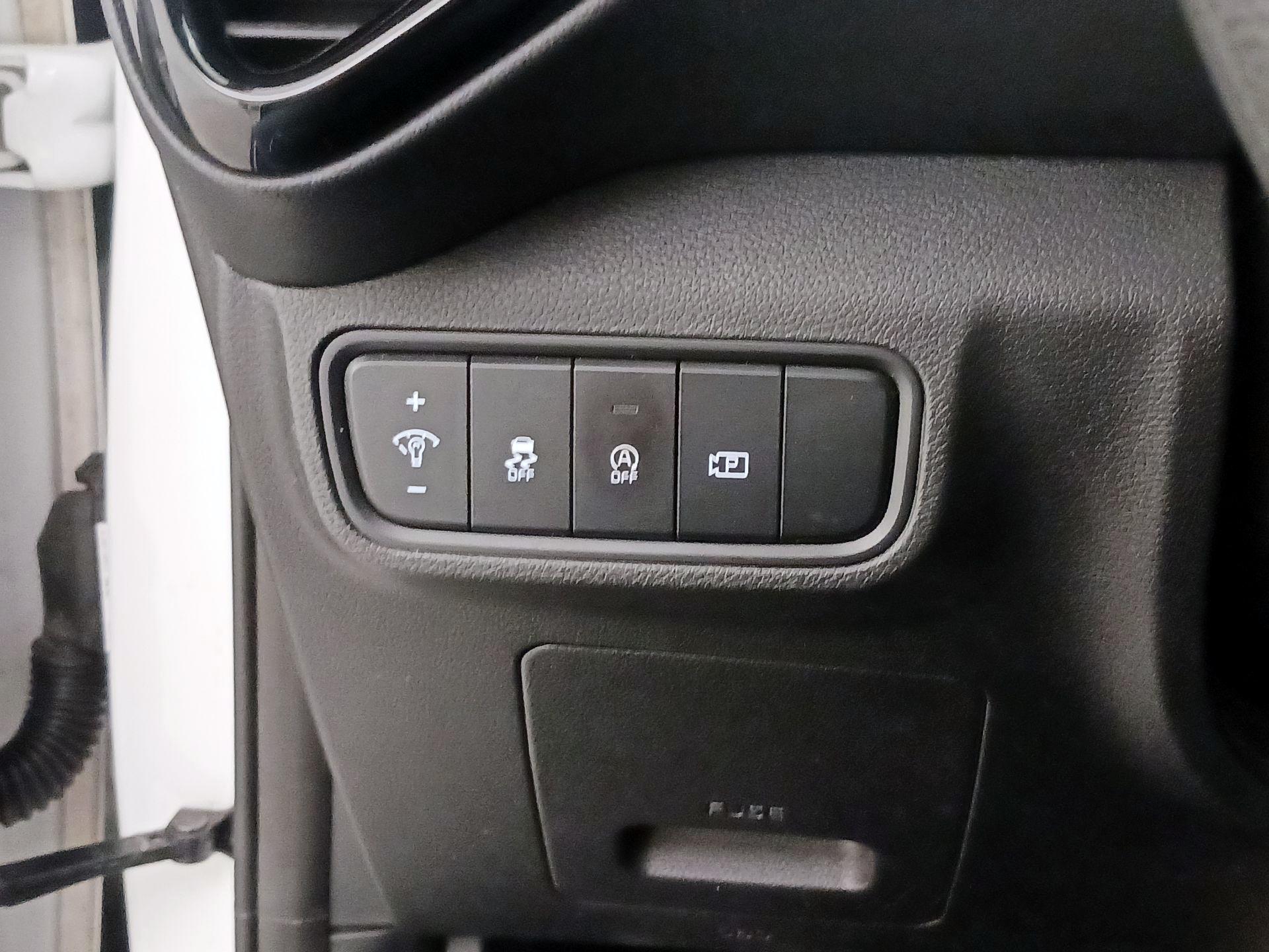 Thumbnail: 2023 Kia Soul - 13