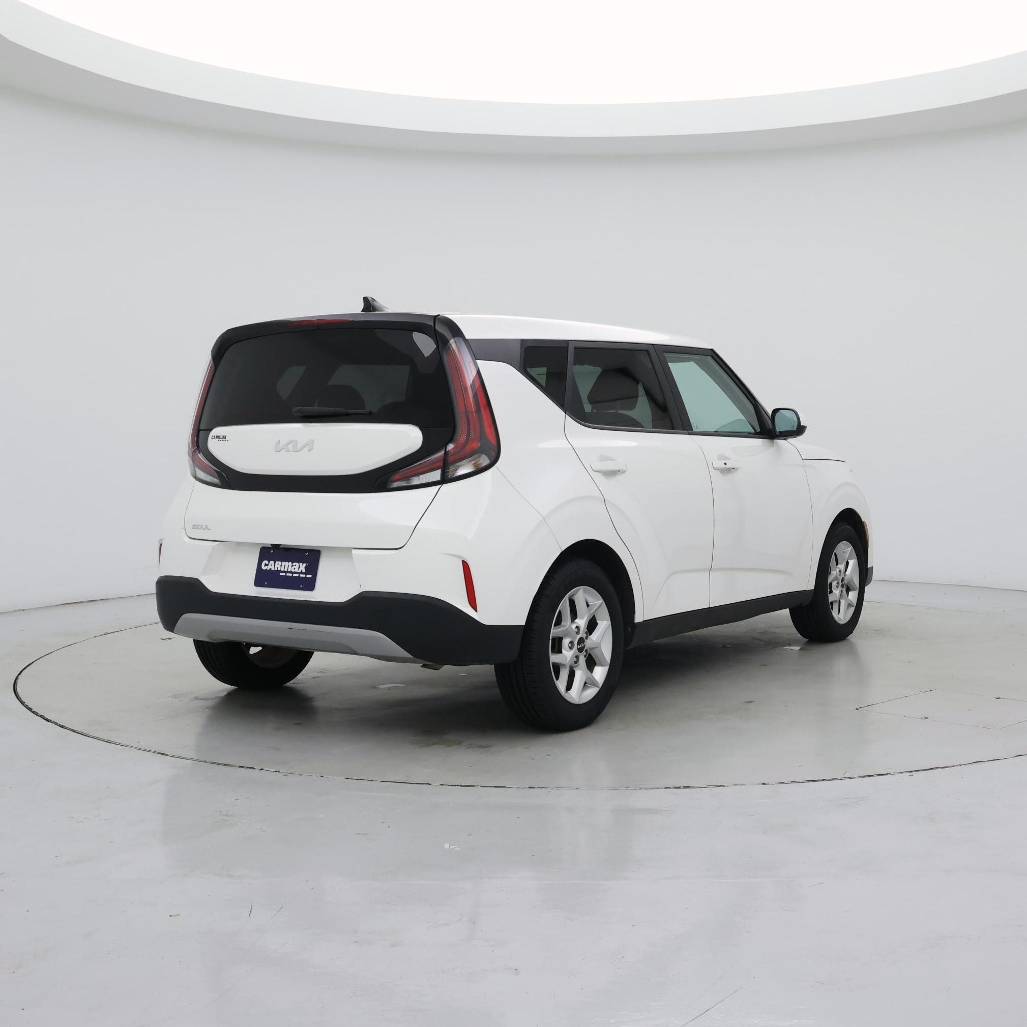 Thumbnail: 2023 Kia Soul - 8