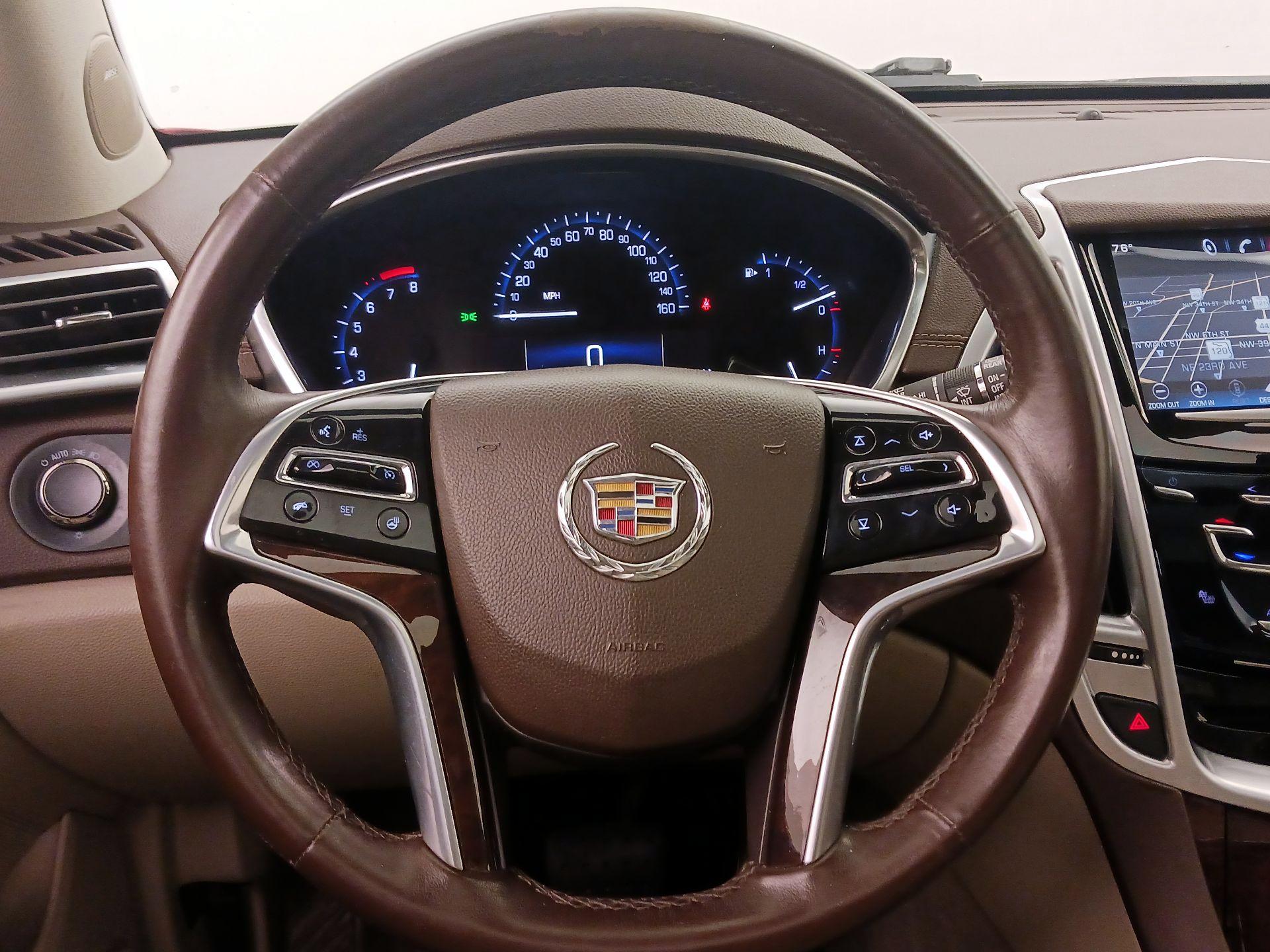 Thumbnail: 2016 Cadillac SRX - 10
