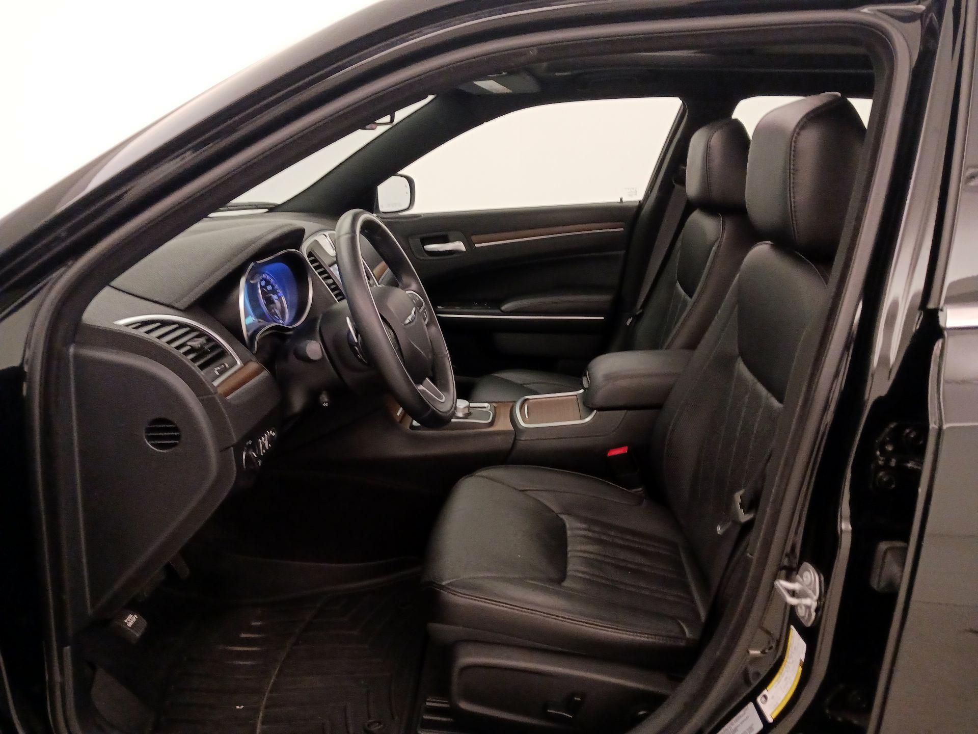 Thumbnail: 2017 Chrysler 300 - 11