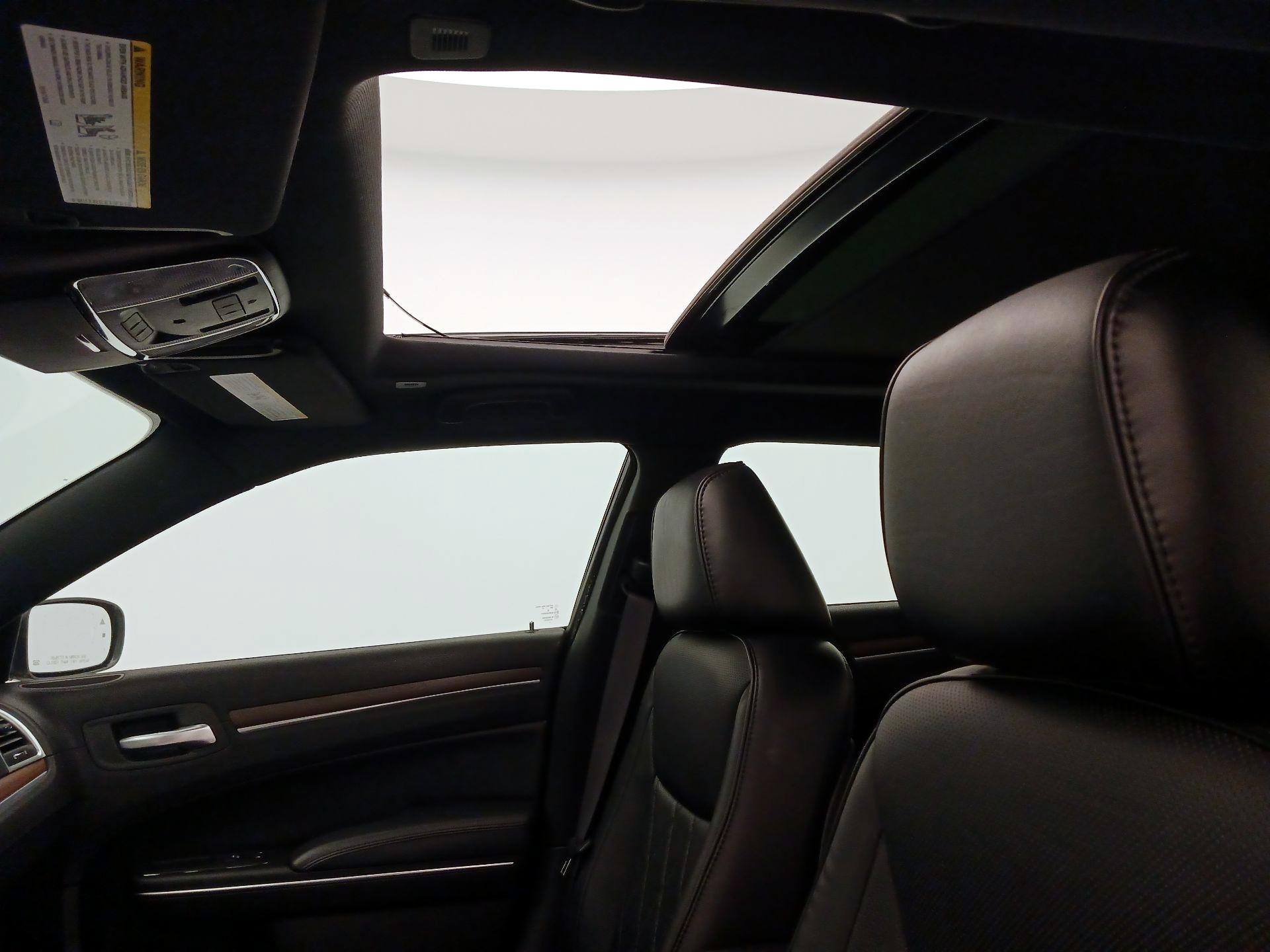 Thumbnail: 2017 Chrysler 300 - 20