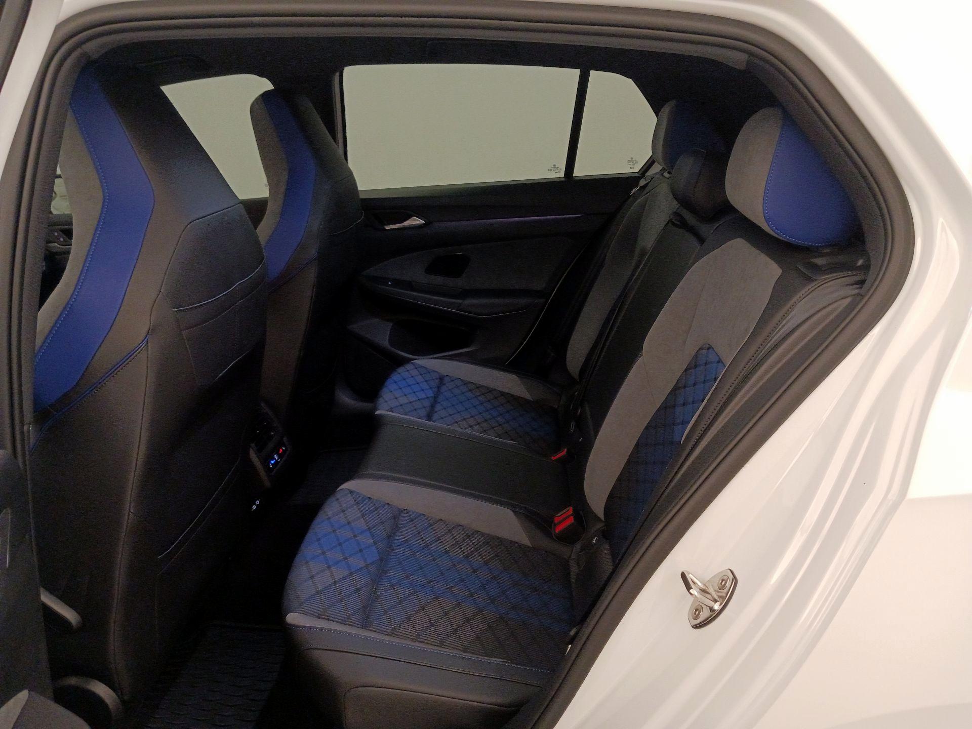 Thumbnail: 2025 Volkswagen Golf - 20