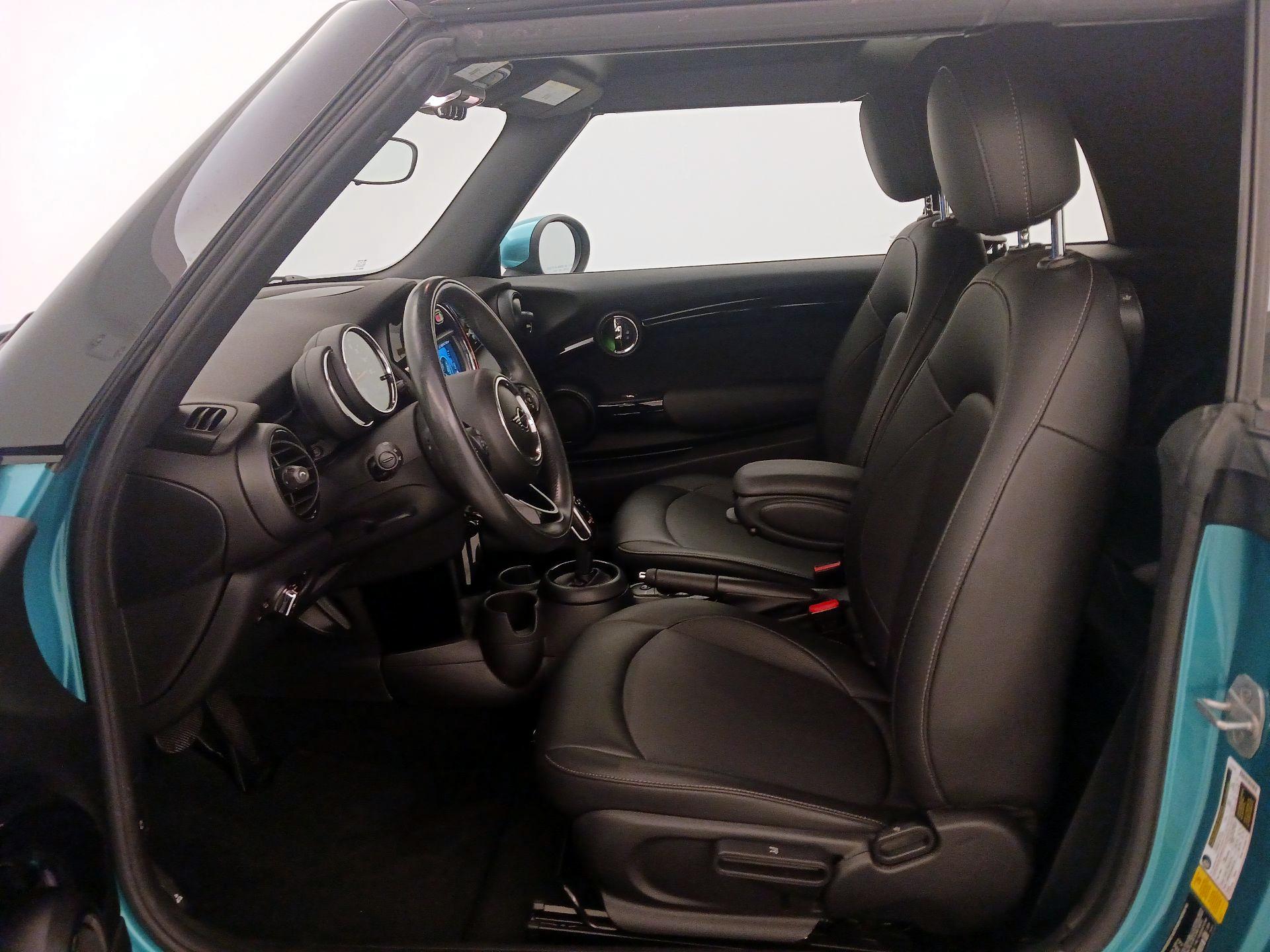 Thumbnail: 2021 MINI Cooper - 11