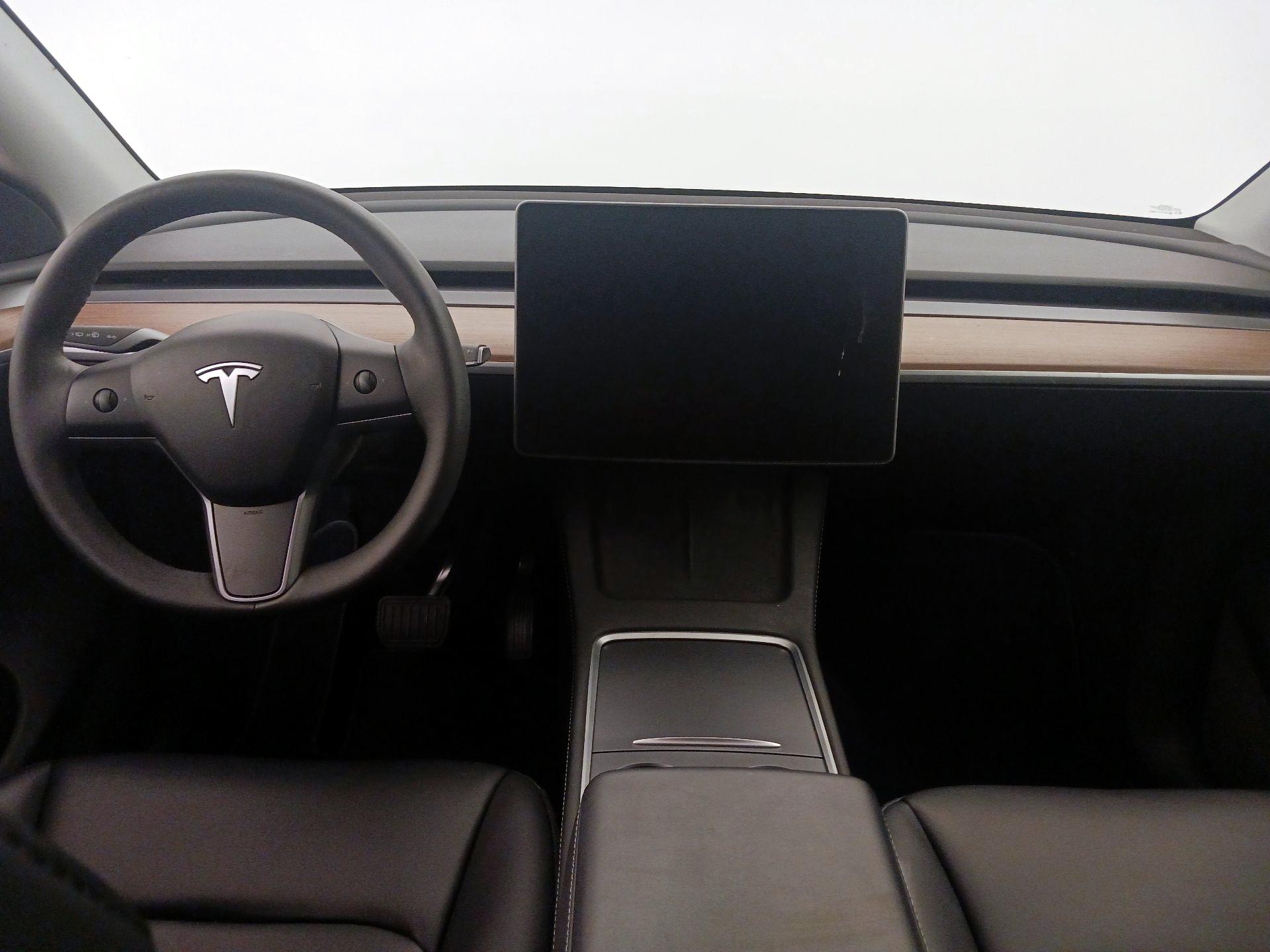 Thumbnail: 2023 Tesla Model Y - 9