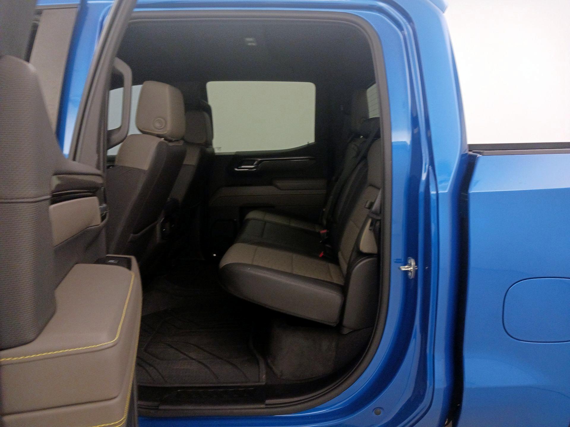 Thumbnail: 2023 Chevrolet Silverado 1500 - 20
