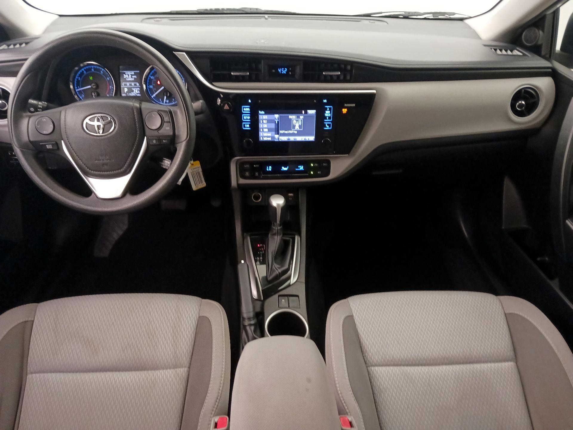 Thumbnail: 2017 Toyota Corolla - 9