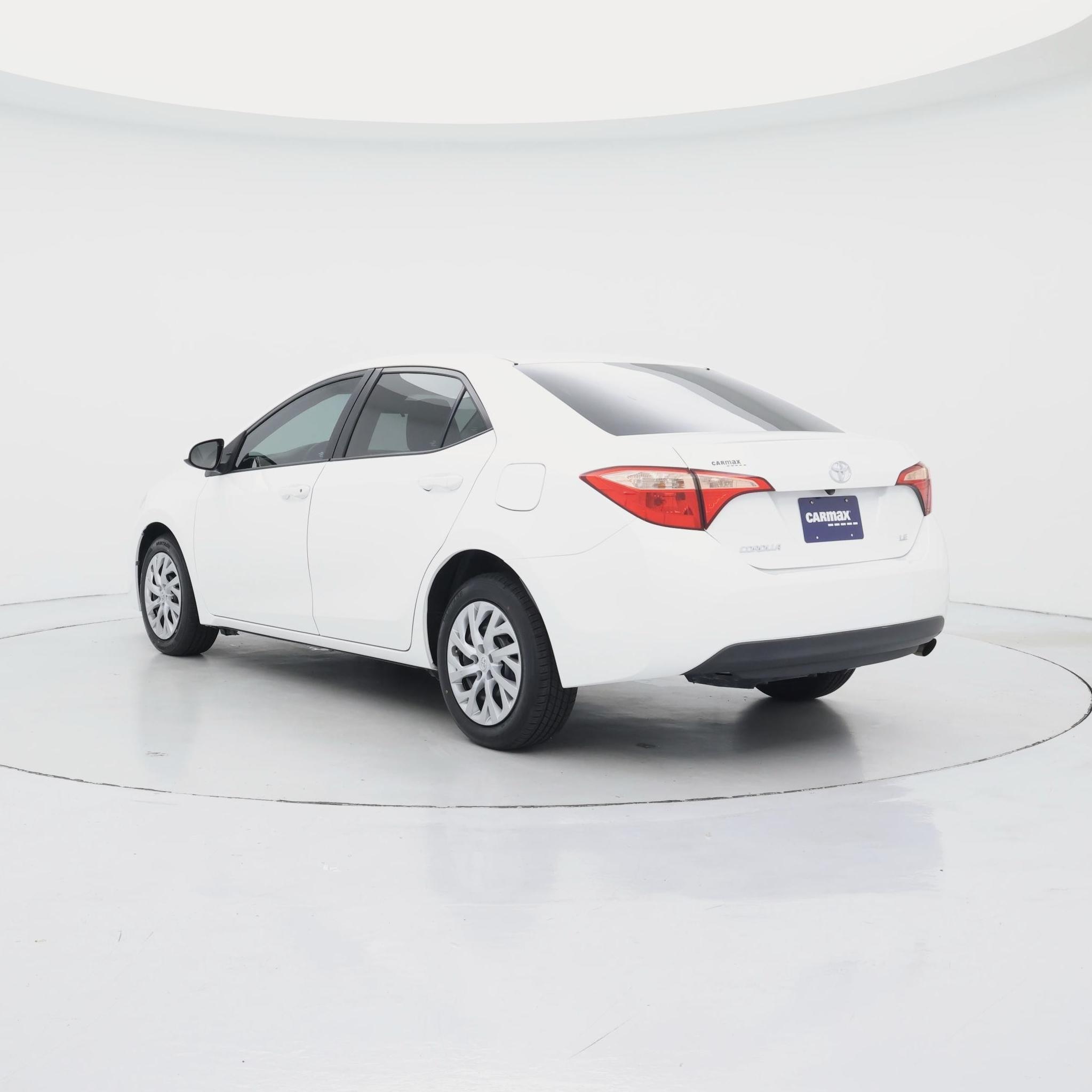 Thumbnail: 2017 Toyota Corolla - 2