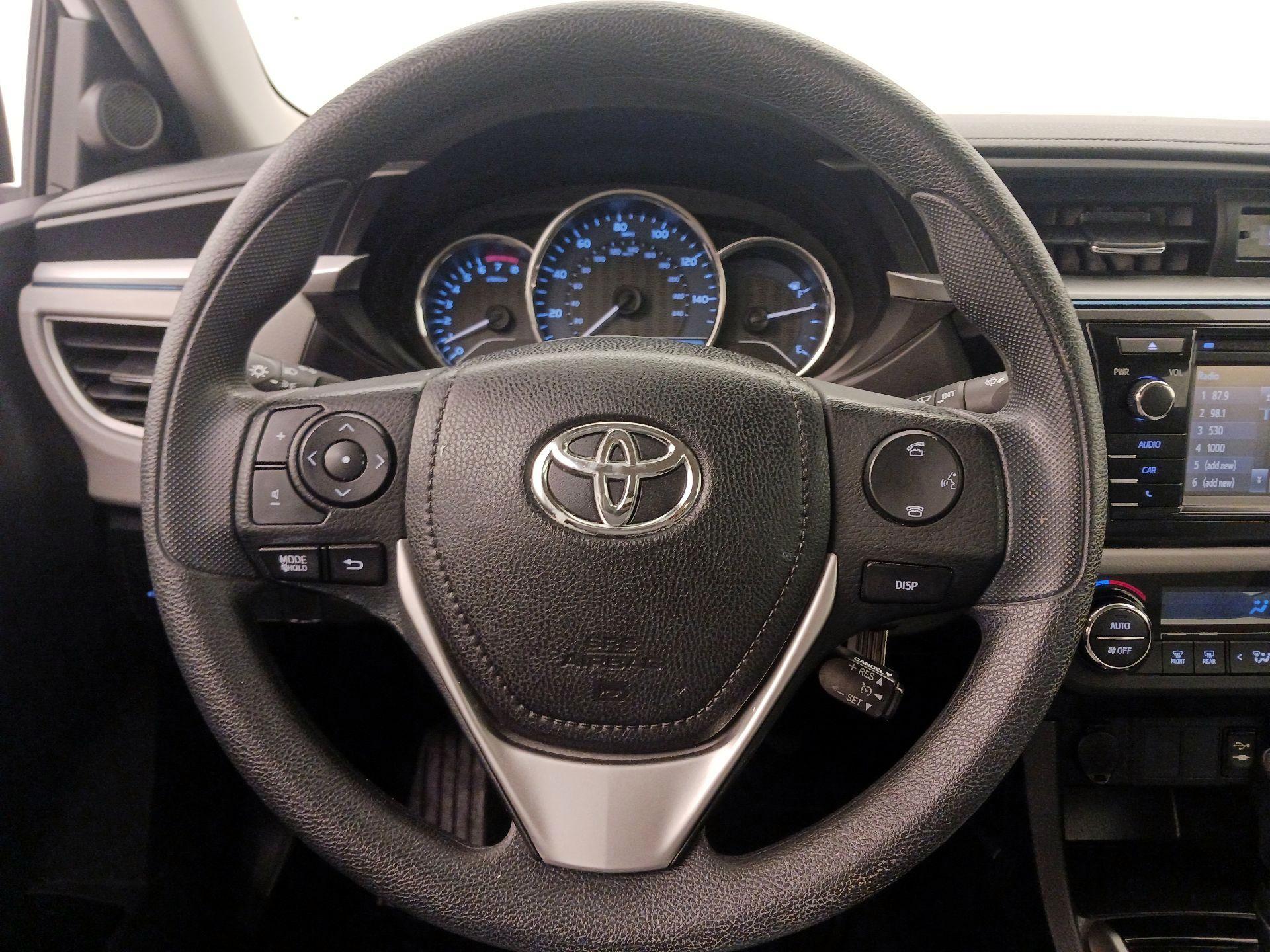 Thumbnail: 2016 Toyota Corolla - 10