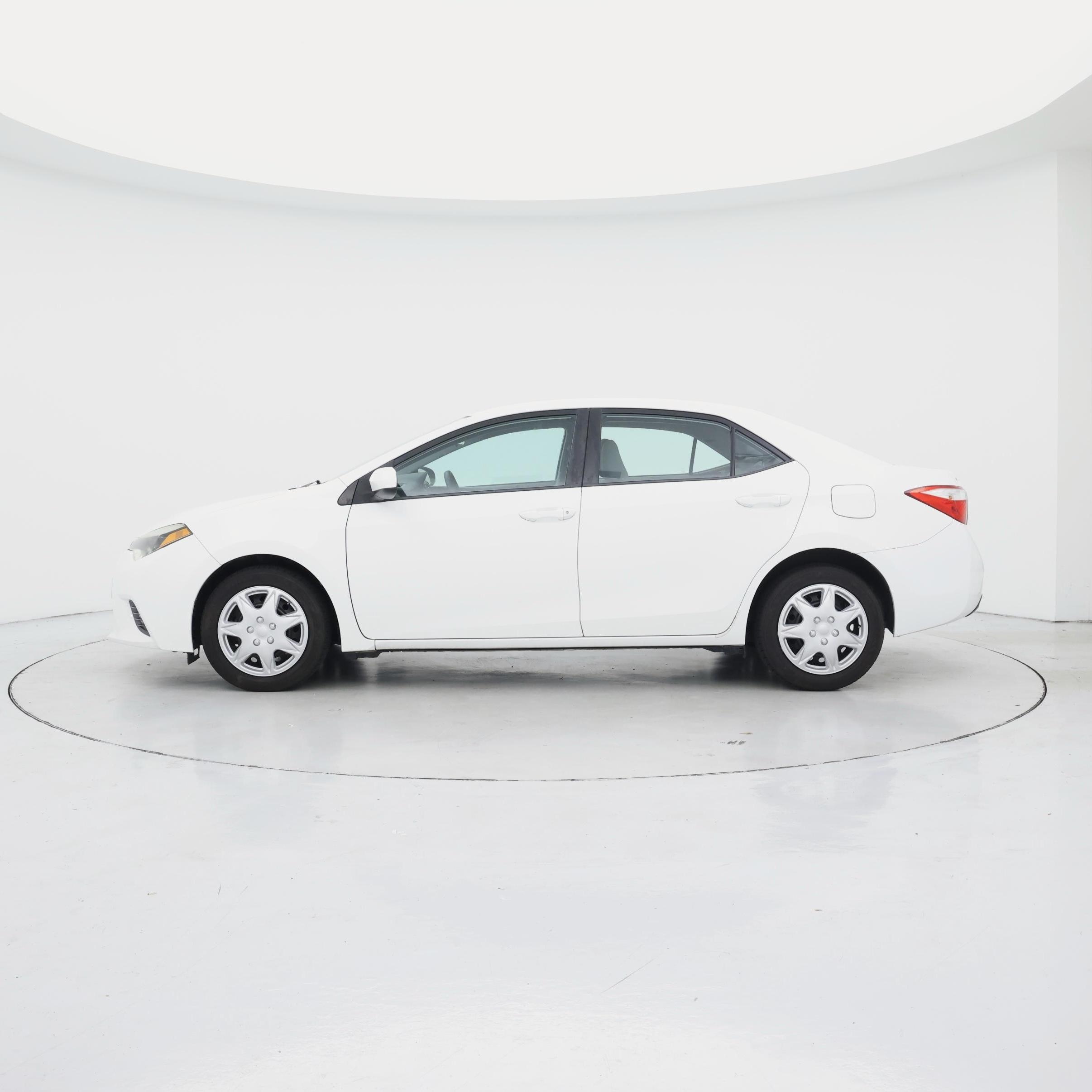 Thumbnail: 2016 Toyota Corolla - 3