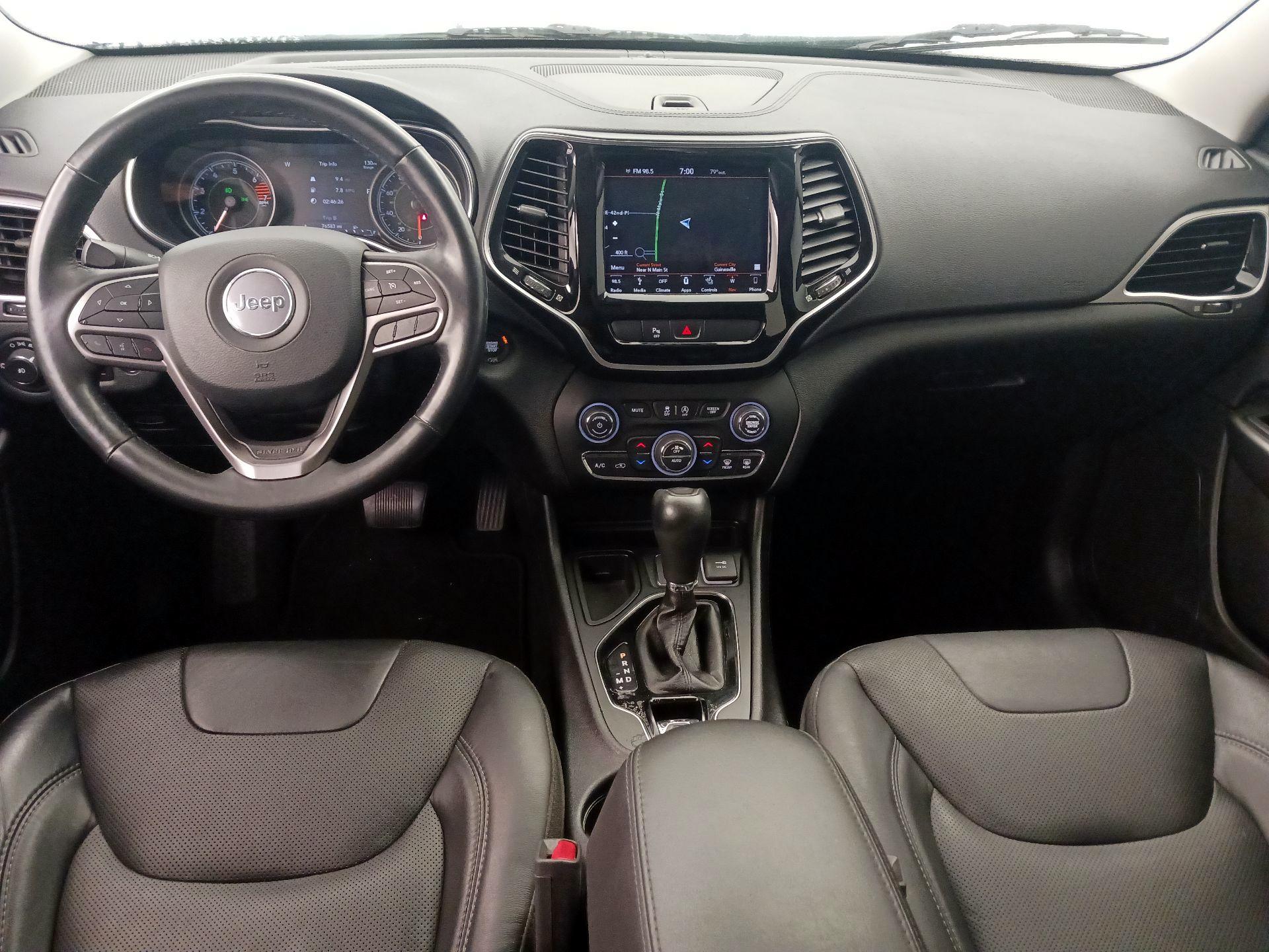 Thumbnail: 2019 Jeep Cherokee - 9