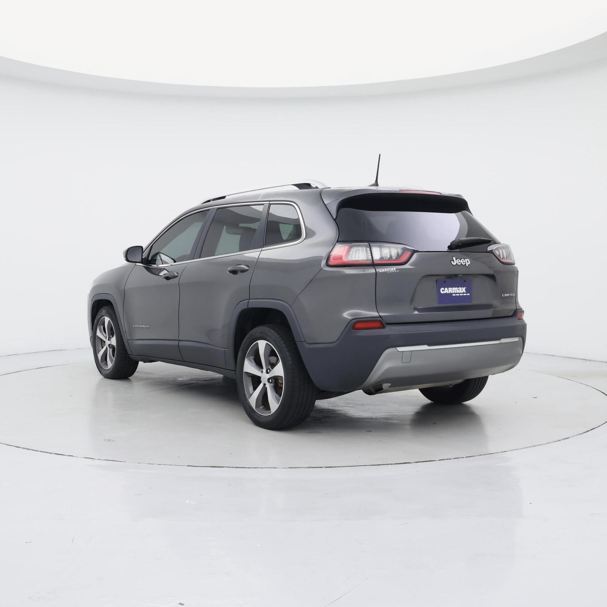 Thumbnail: 2019 Jeep Cherokee - 2