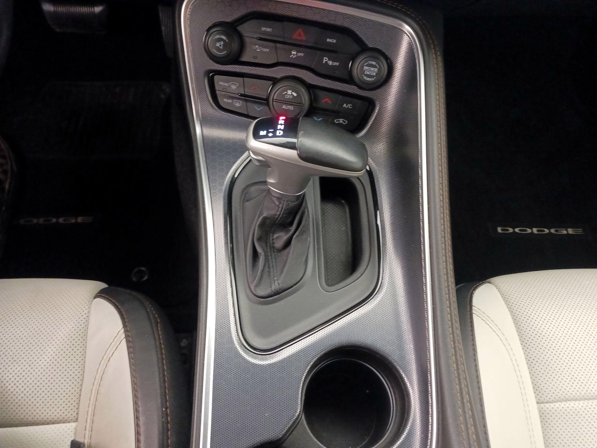 Thumbnail: 2015 Dodge Challenger - 18