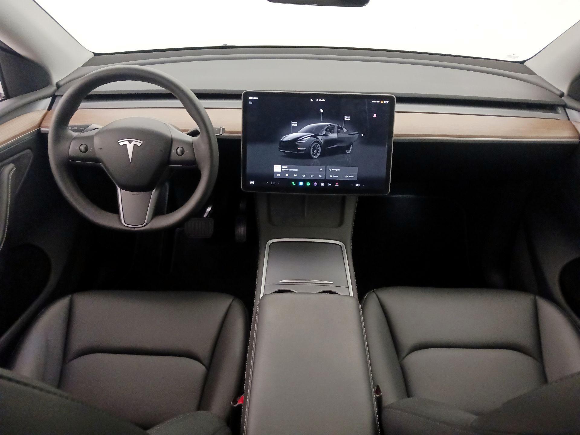 Thumbnail: 2023 Tesla Model Y - 9