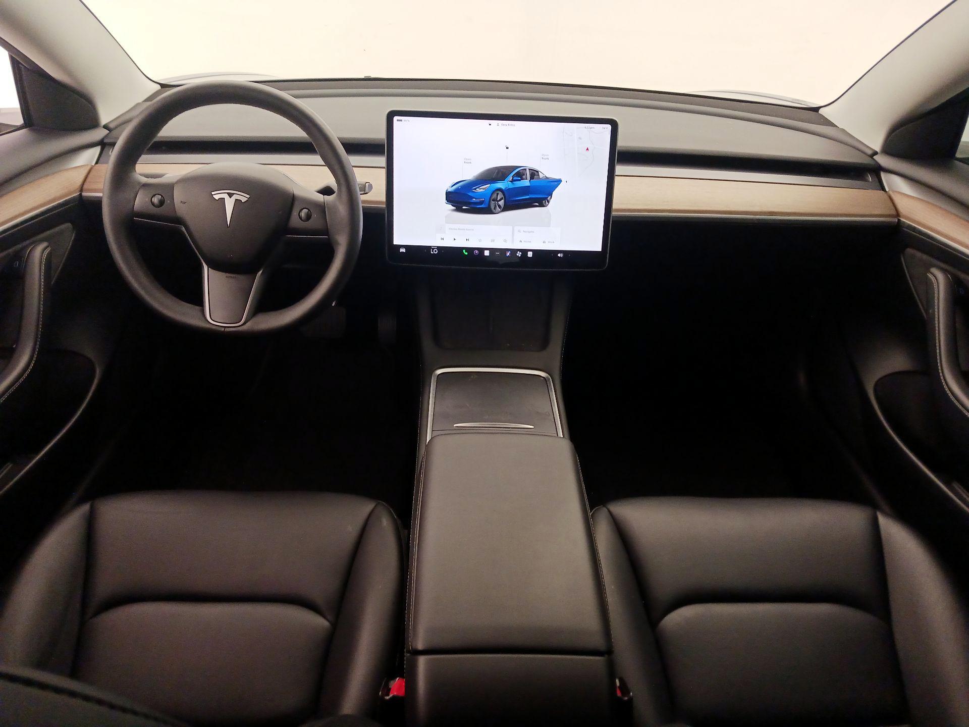 Thumbnail: 2023 Tesla Model 3 - 9