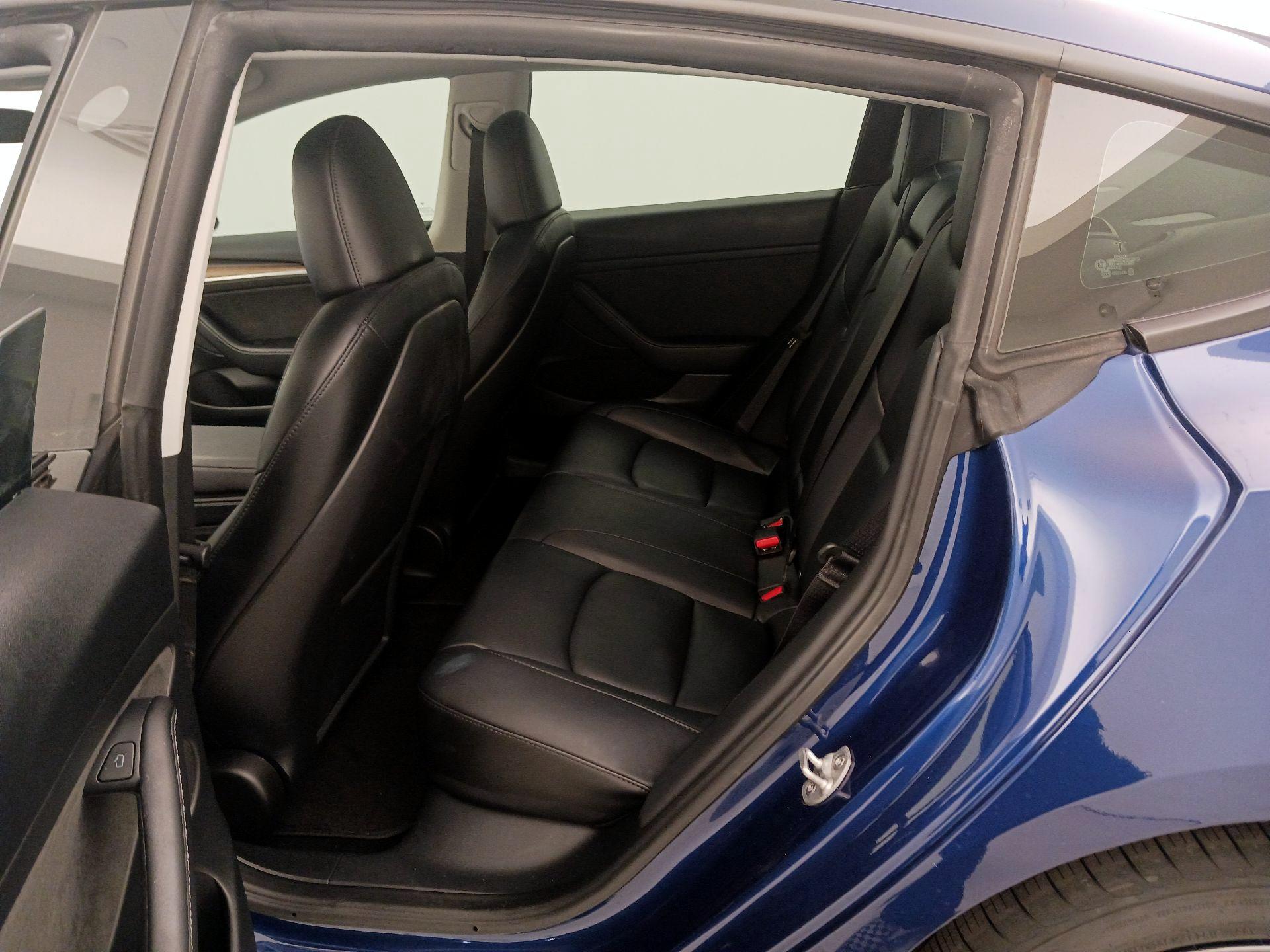 Thumbnail: 2023 Tesla Model 3 - 20