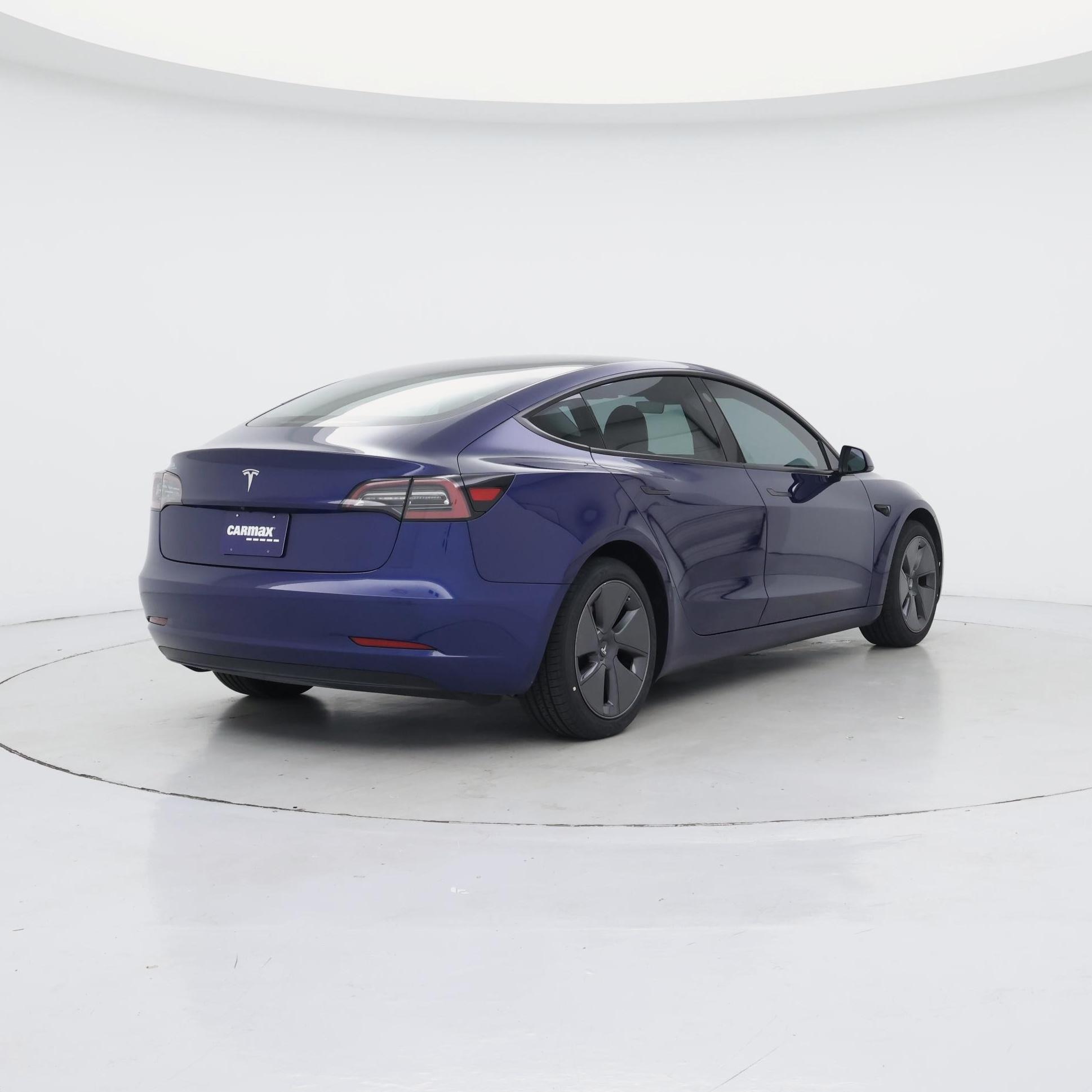 Thumbnail: 2023 Tesla Model 3 - 8