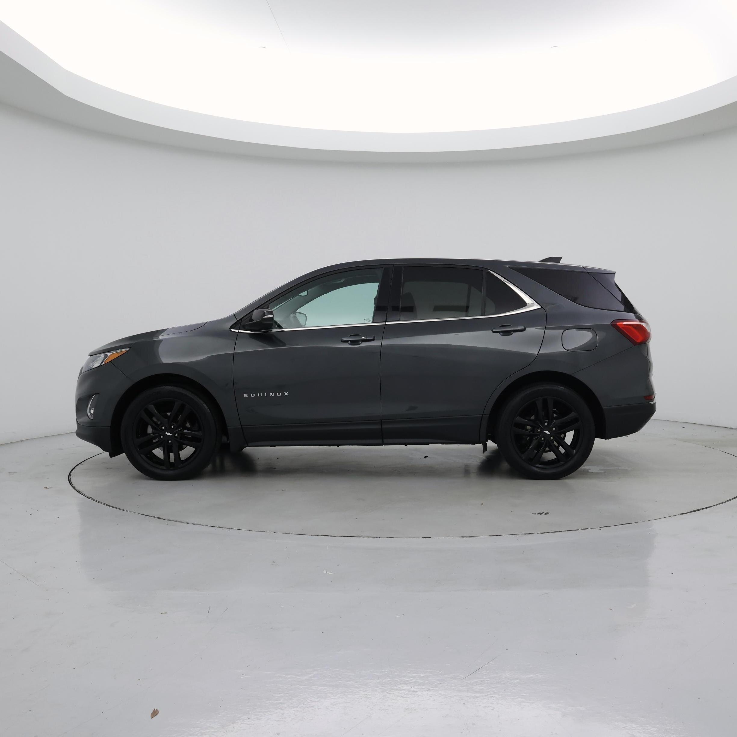 Thumbnail: 2020 Chevrolet Equinox - 3