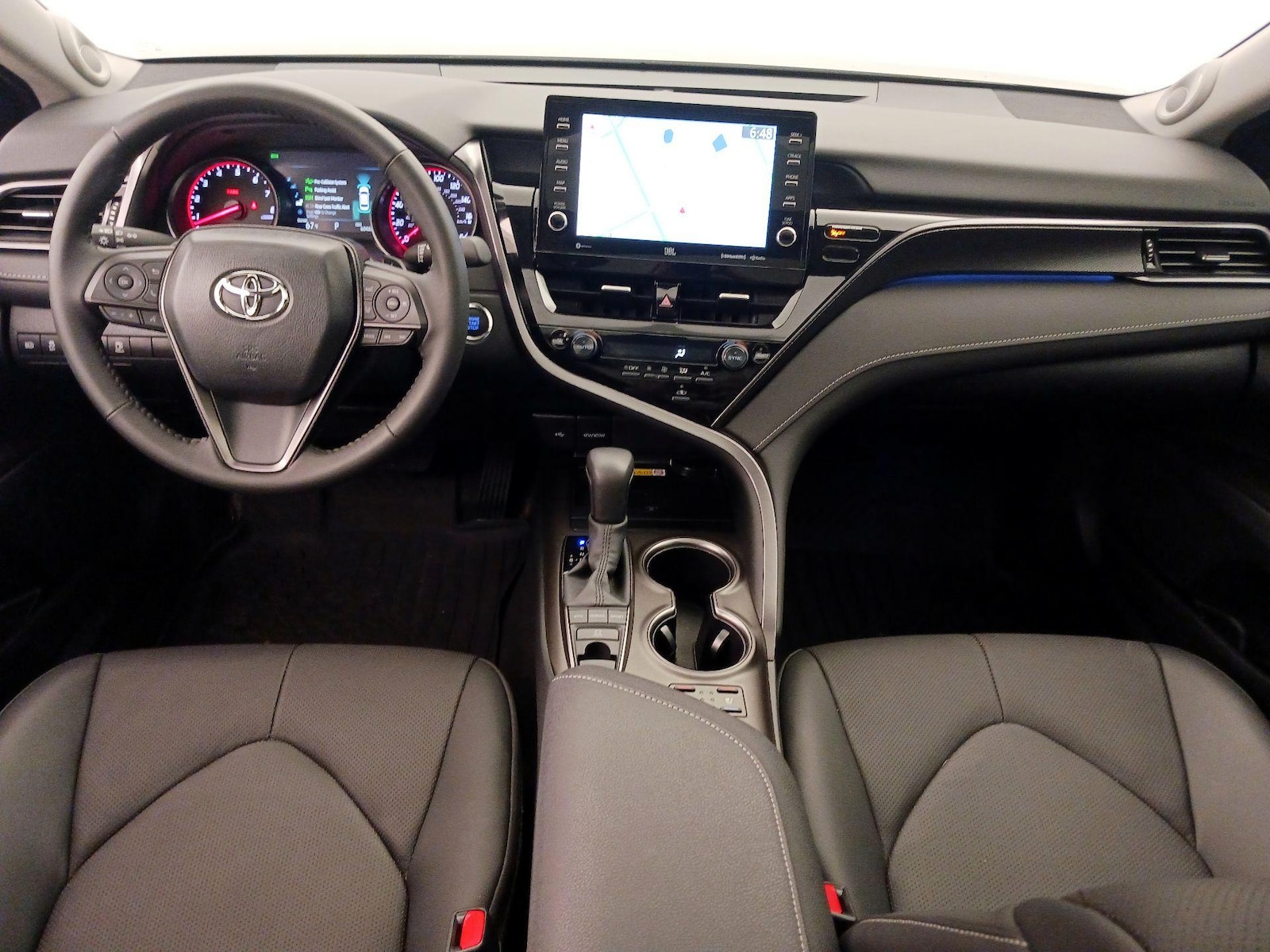 2024 Toyota Camry XSE - Photo 10