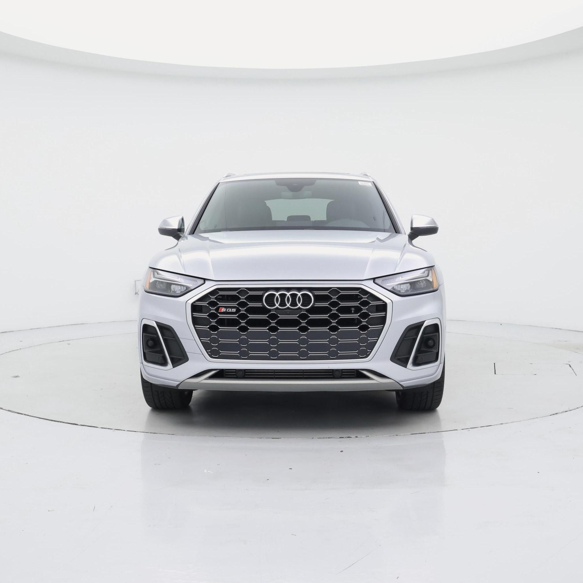Thumbnail: 2021 Audi SQ5 - 5